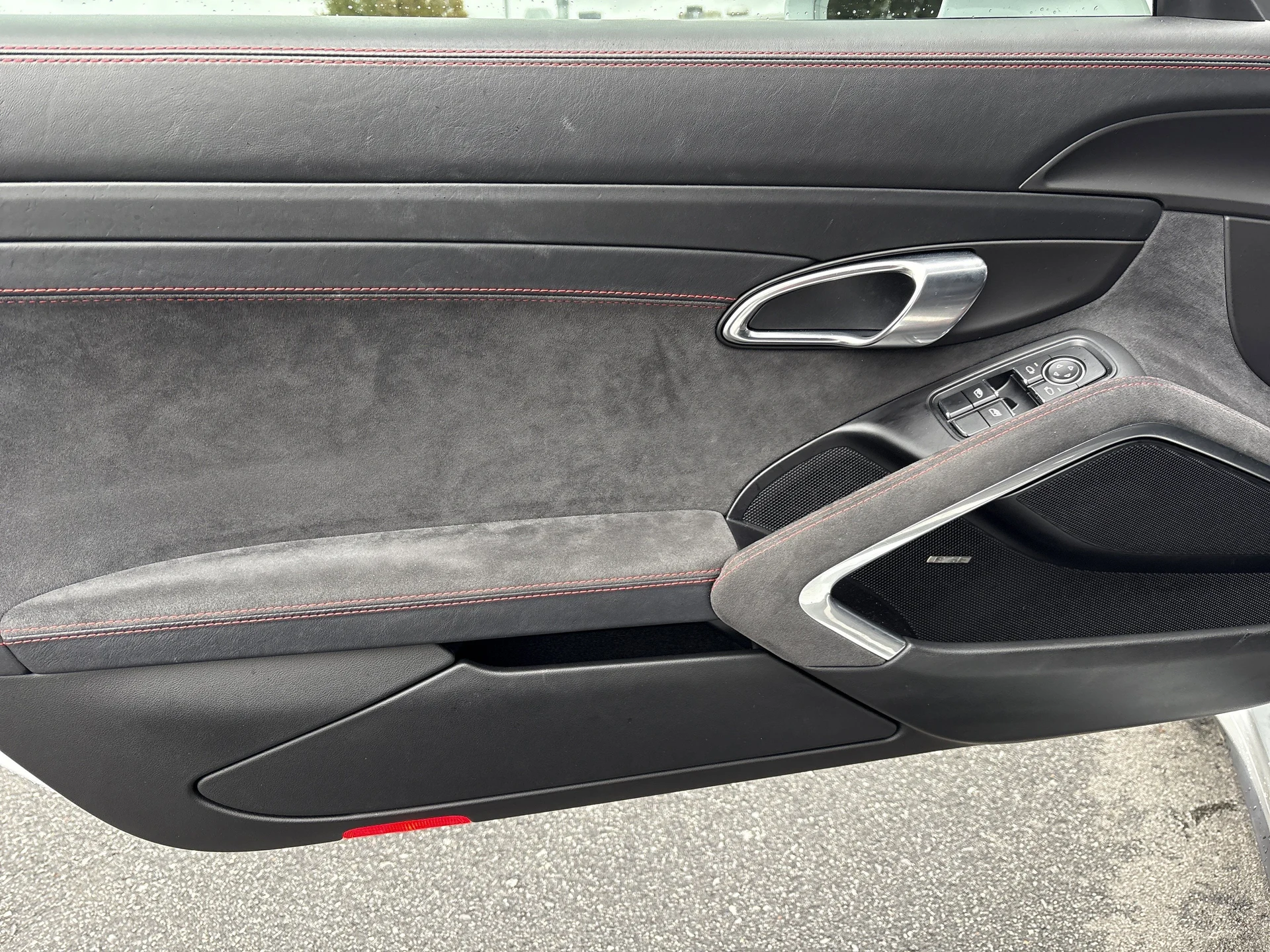 mph012_517572351_6f1ab763cb444b92a00ec244d19f6825_988240bf1d