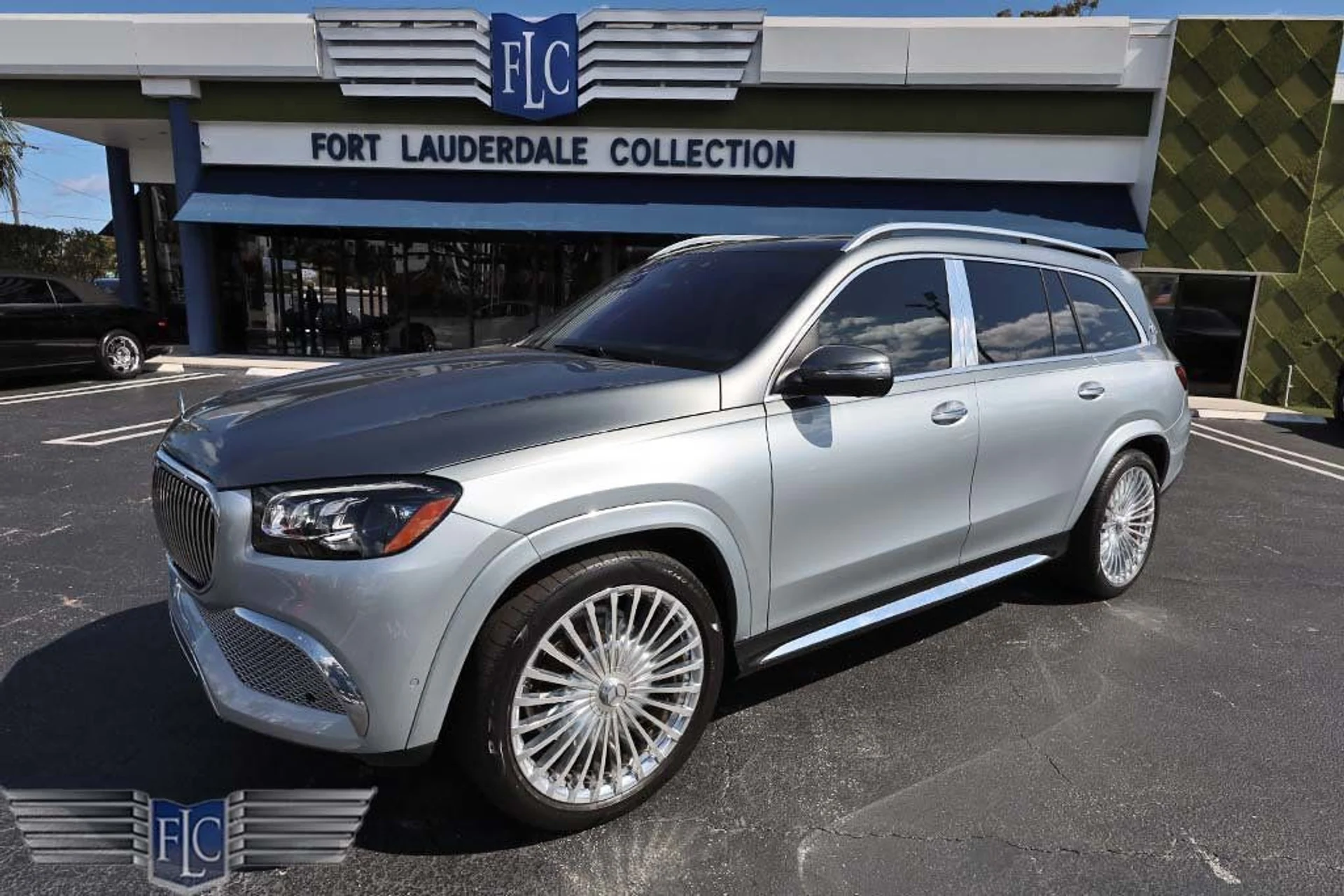 mph012_519869320_used_2023_mercedes_benz_gls_maybachgls6004maticsuv_6305_22983773_13_1024_68983f2dc4