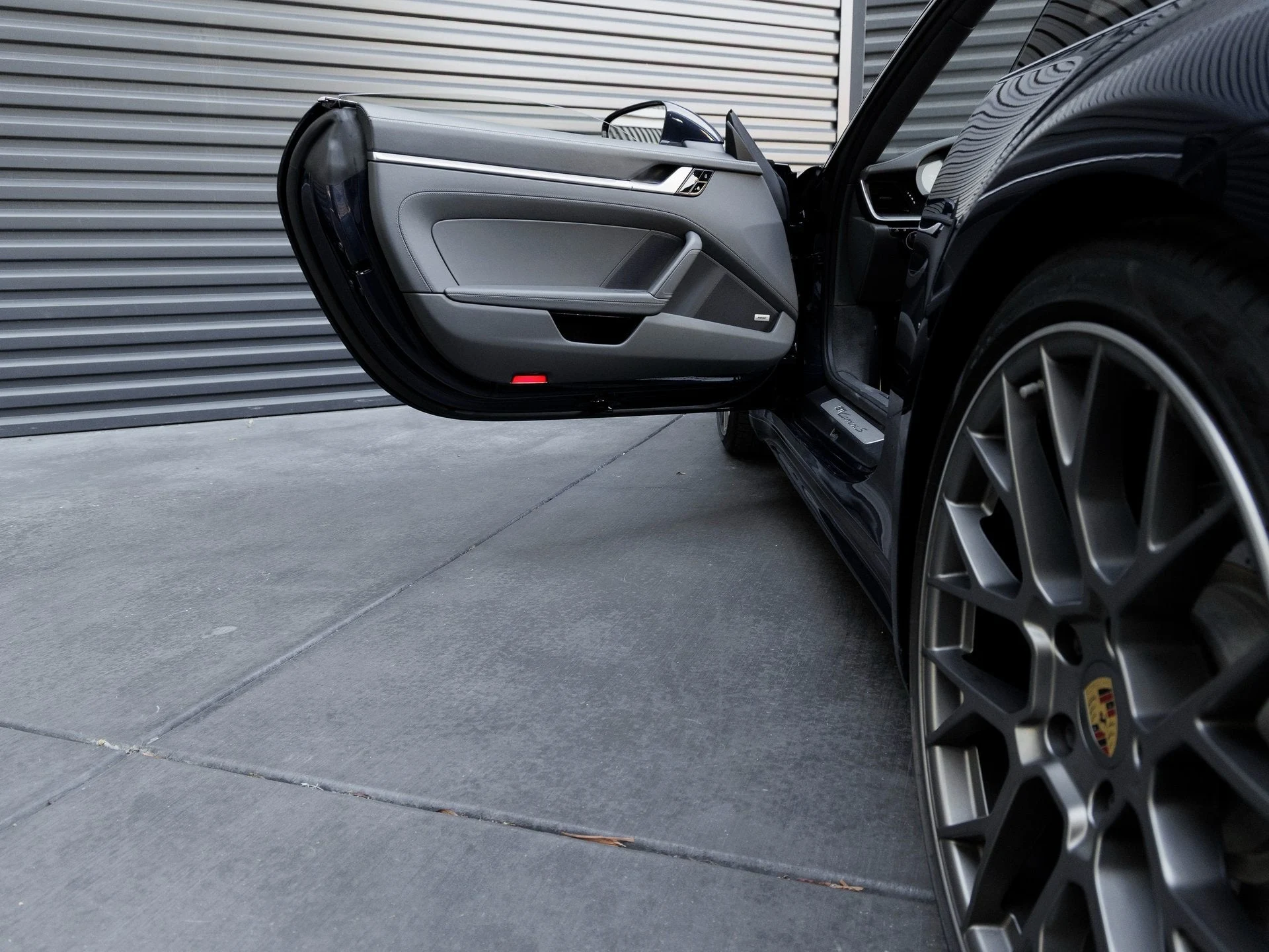 mph012_520585996_13_6dc36abe7b