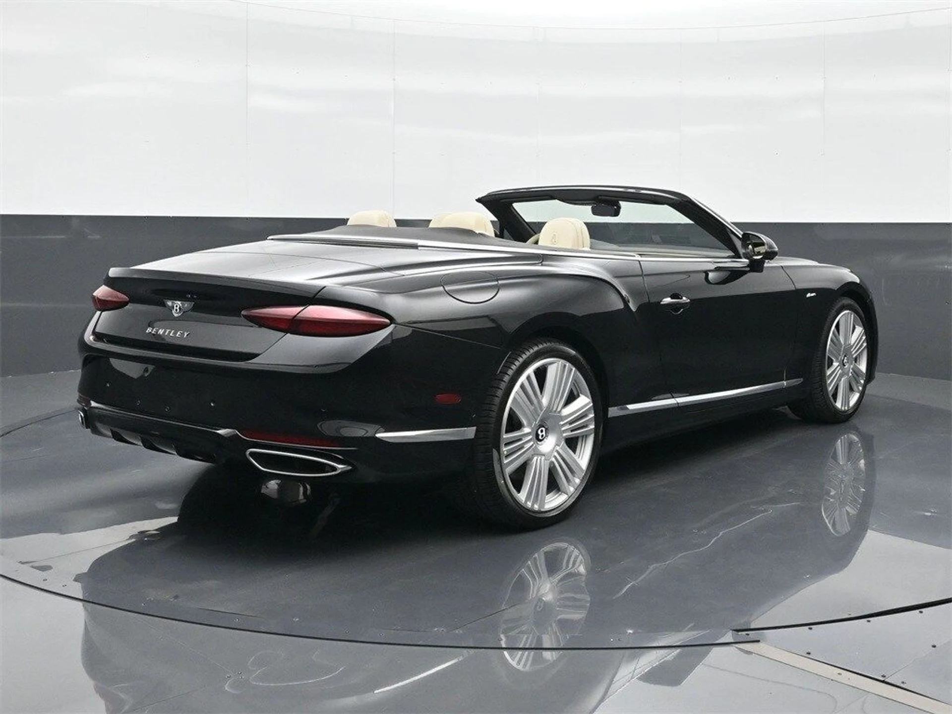 mph012_525845900_b61f95e501ed3b9fce43a2cf2d8c662bx_c2e01cf846