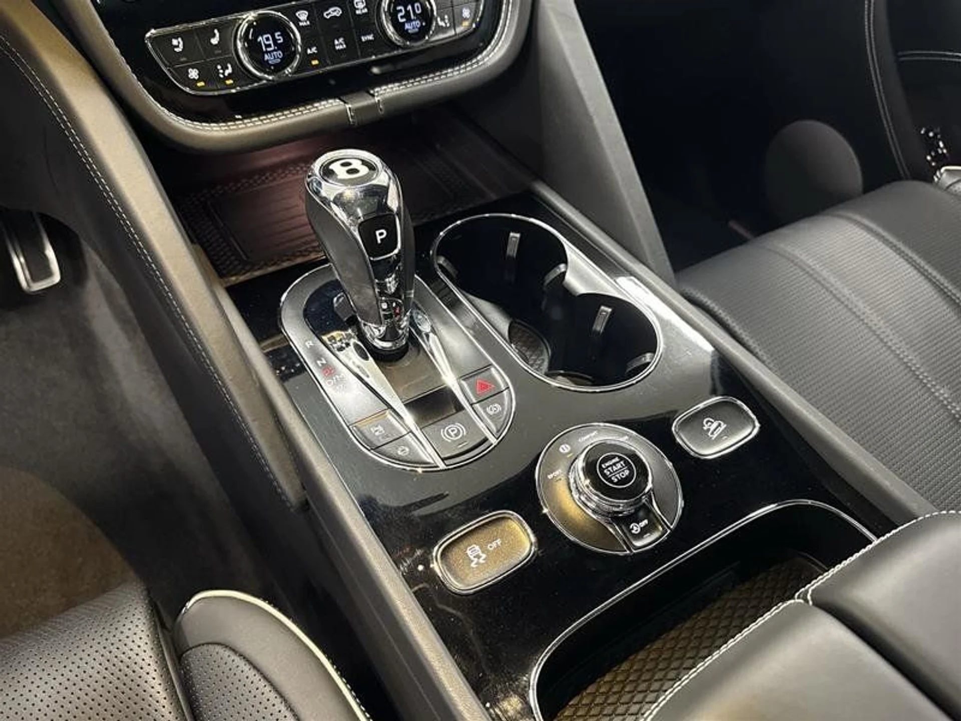 mph012_527605690_37450849_00016_auj5nkao_99fe4f3772