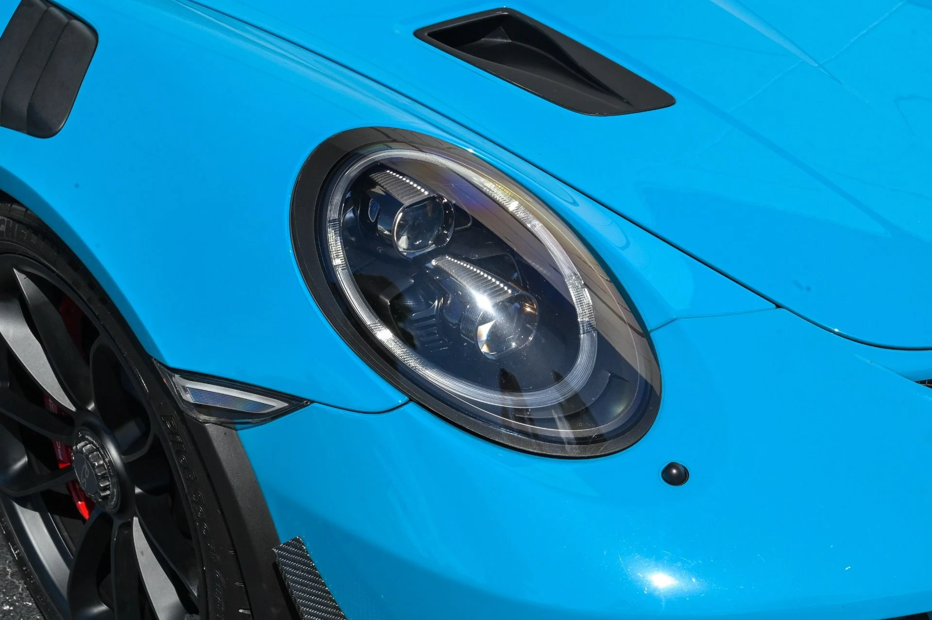 mph012_532643494_Used_2019_Porsche_911_GT_3_RS_1772736329_93d1a0f1b5