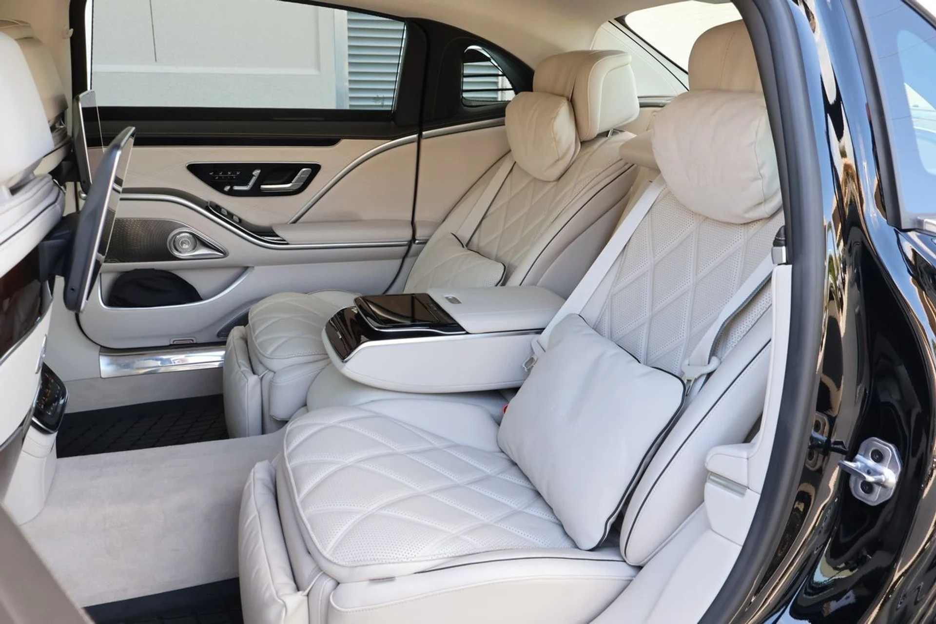 mph012_543998266_13_ec7c5f7799