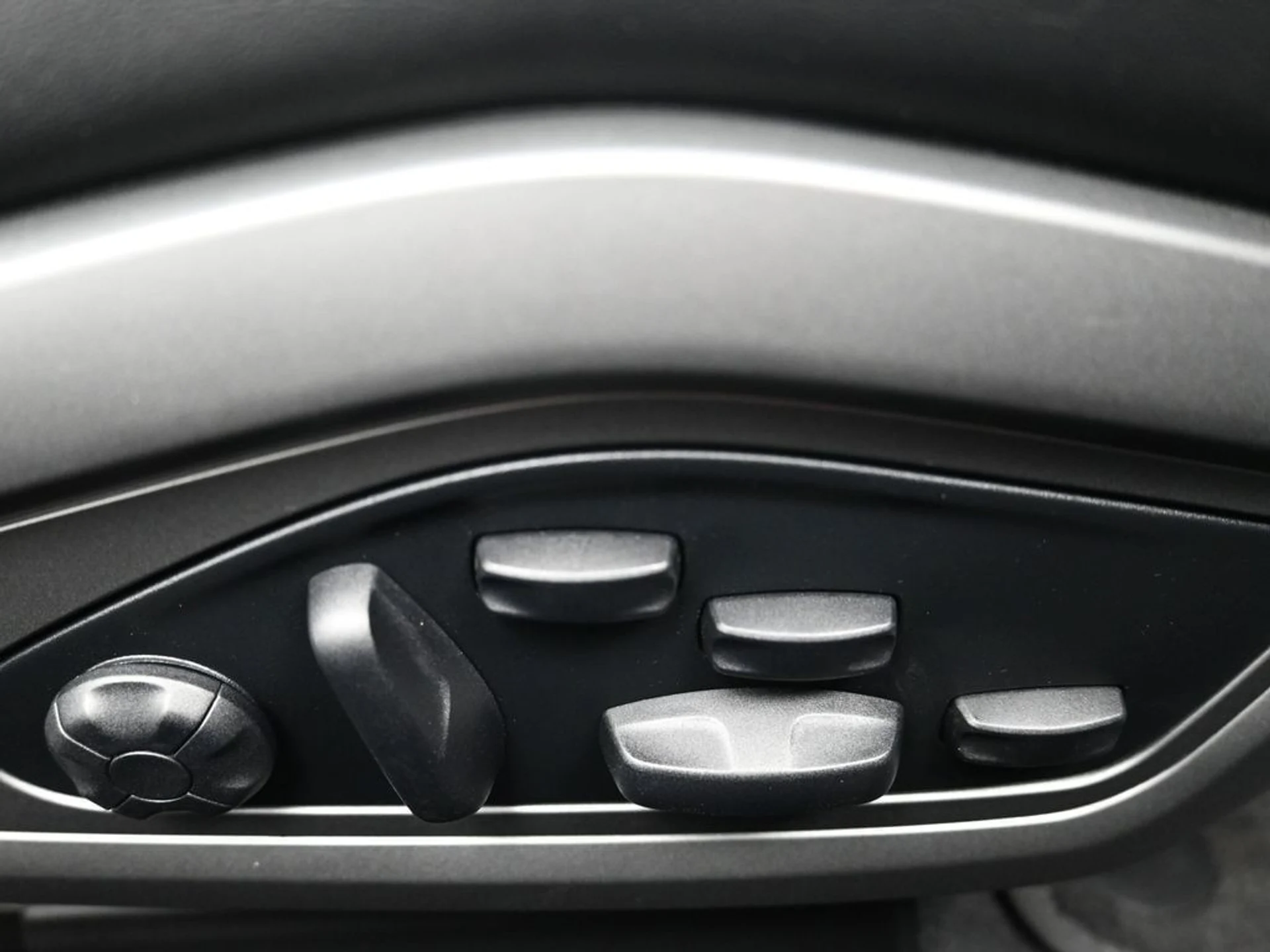 mph012_555415674_4daefa5074dc6e5d04acb596930c539cx_398cf08728