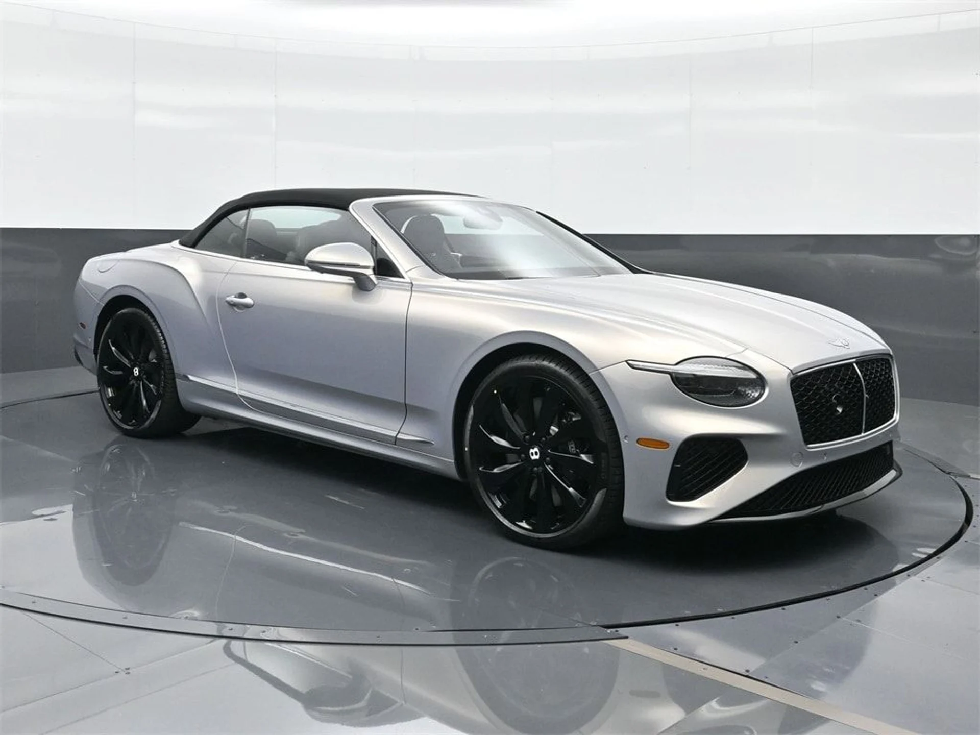 mph012_555716770_81b4cac6378082533f7cc87c18c81f97x_370caffa1f