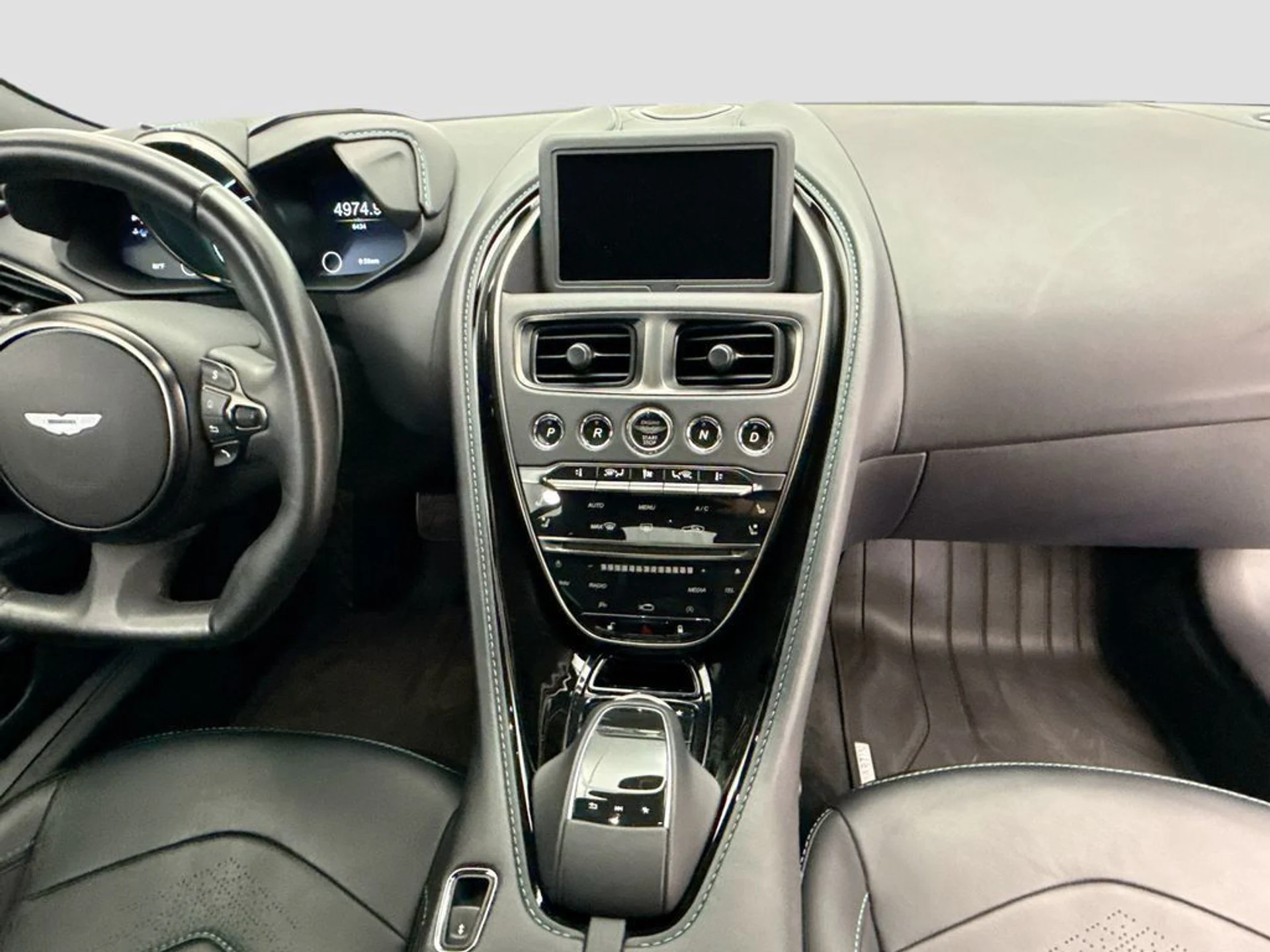 mph012_558780150_used_2023_aston_martin_dbs_thisisaconsignmentcar_8119_23033488_13_1024_8deee63888