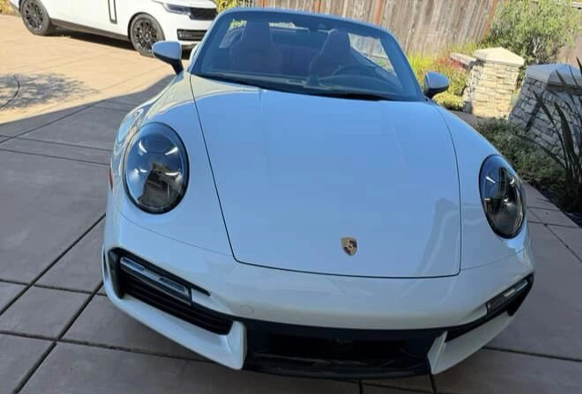 mph012_560044503_Used_2023_Porsche_911_Turbo_S_1761082593_2b66886eff