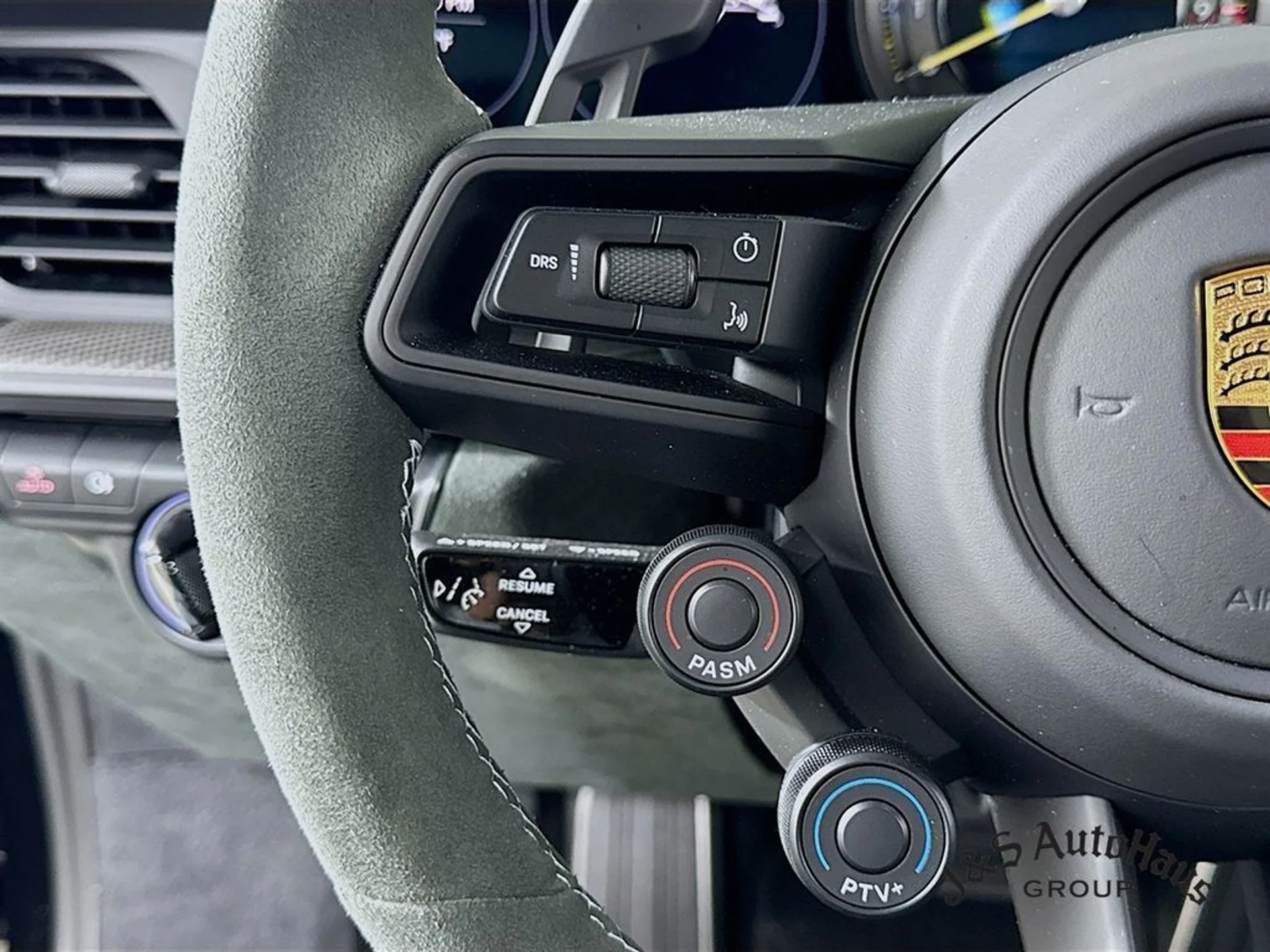 mph012_561802241_ti42l26xp9qjqgumj08sjaegmtum_d8785b137e