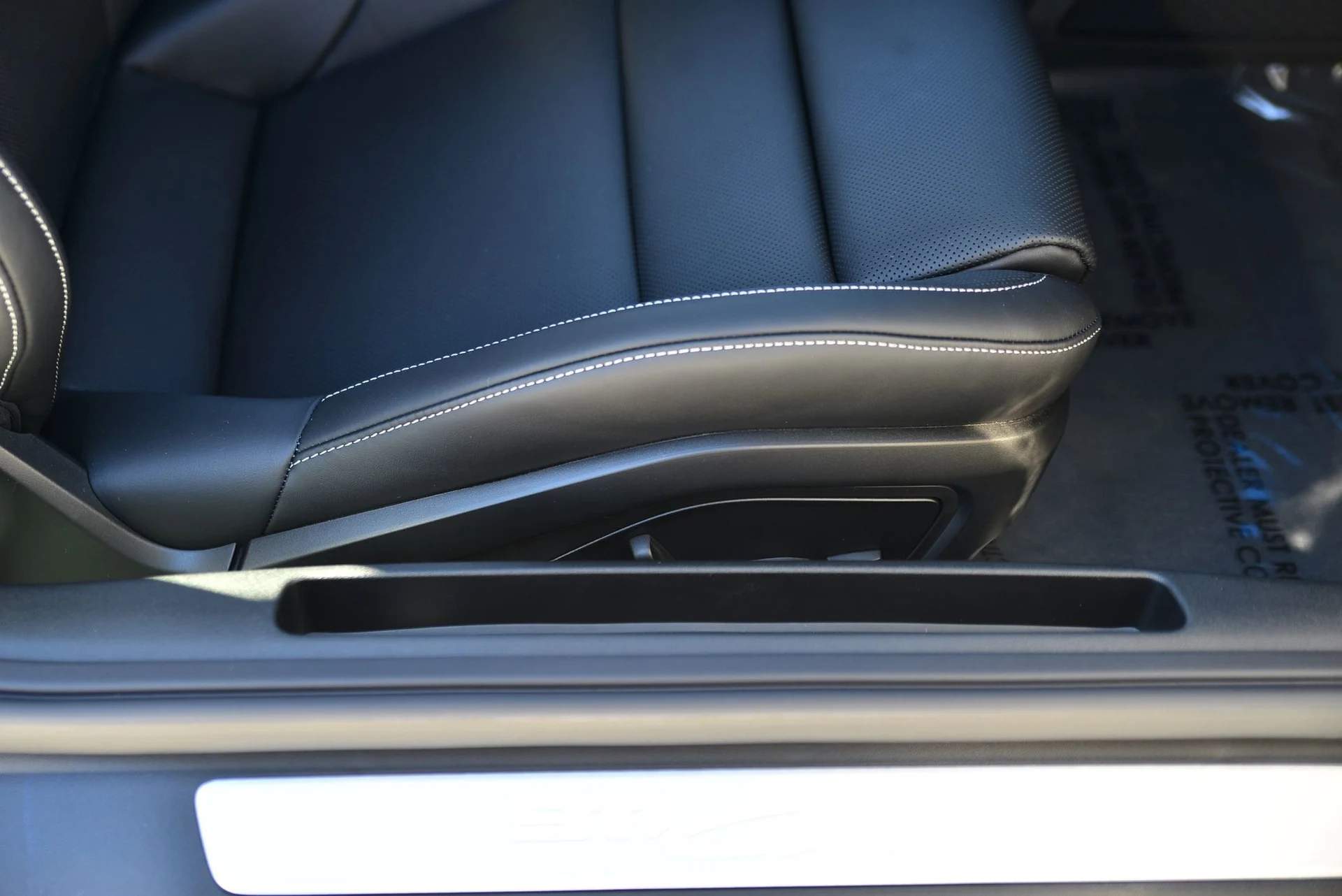 mph012_563568276_14e988f52708ba801725f010f76d9c23x_0c354d438c