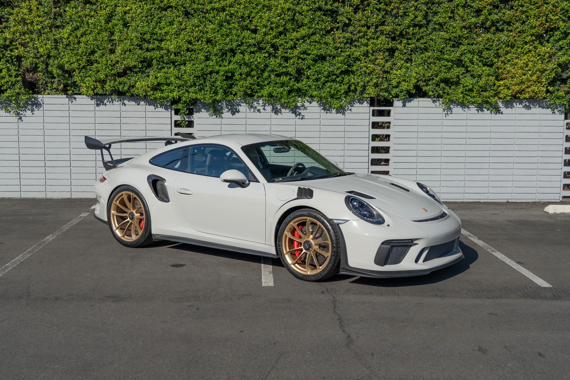 mph012_568749896_Used_2019_Porsche_911_GT_3_RS_1759431879_d95808da16