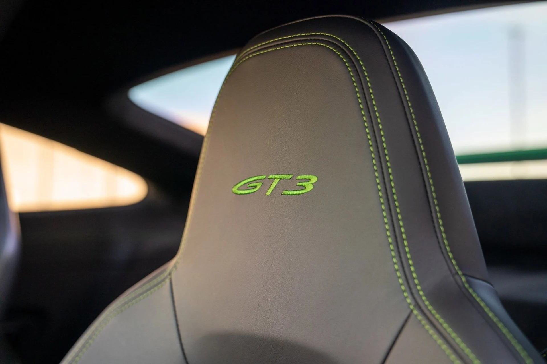 mph012_569283679_4d56138b72c62b13fa2d7b1added0473x_2a0a0eb0c2