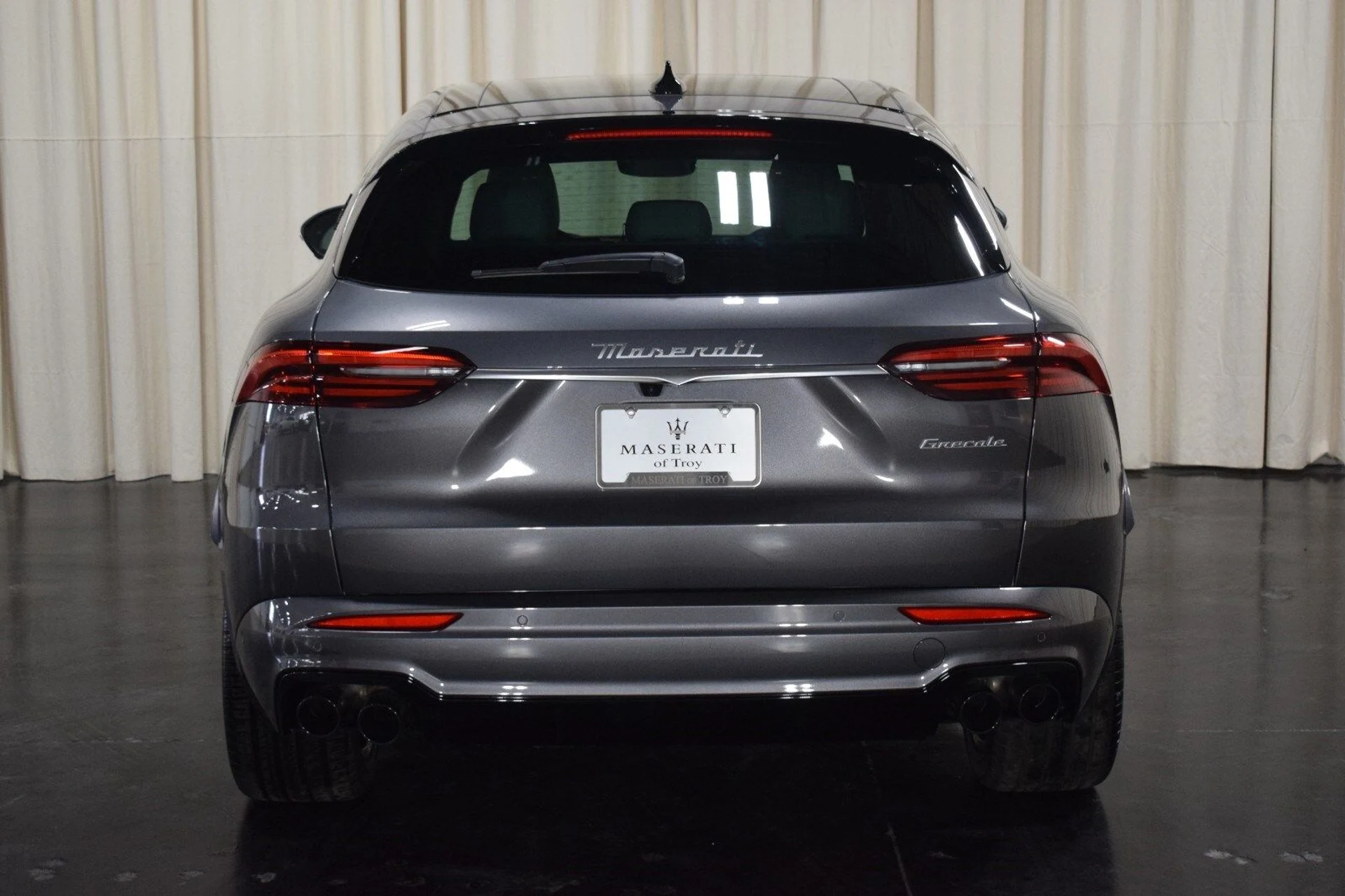 mph012_571560390_46eb9b88cdde675a482888530fbda69dx_adda5dff84