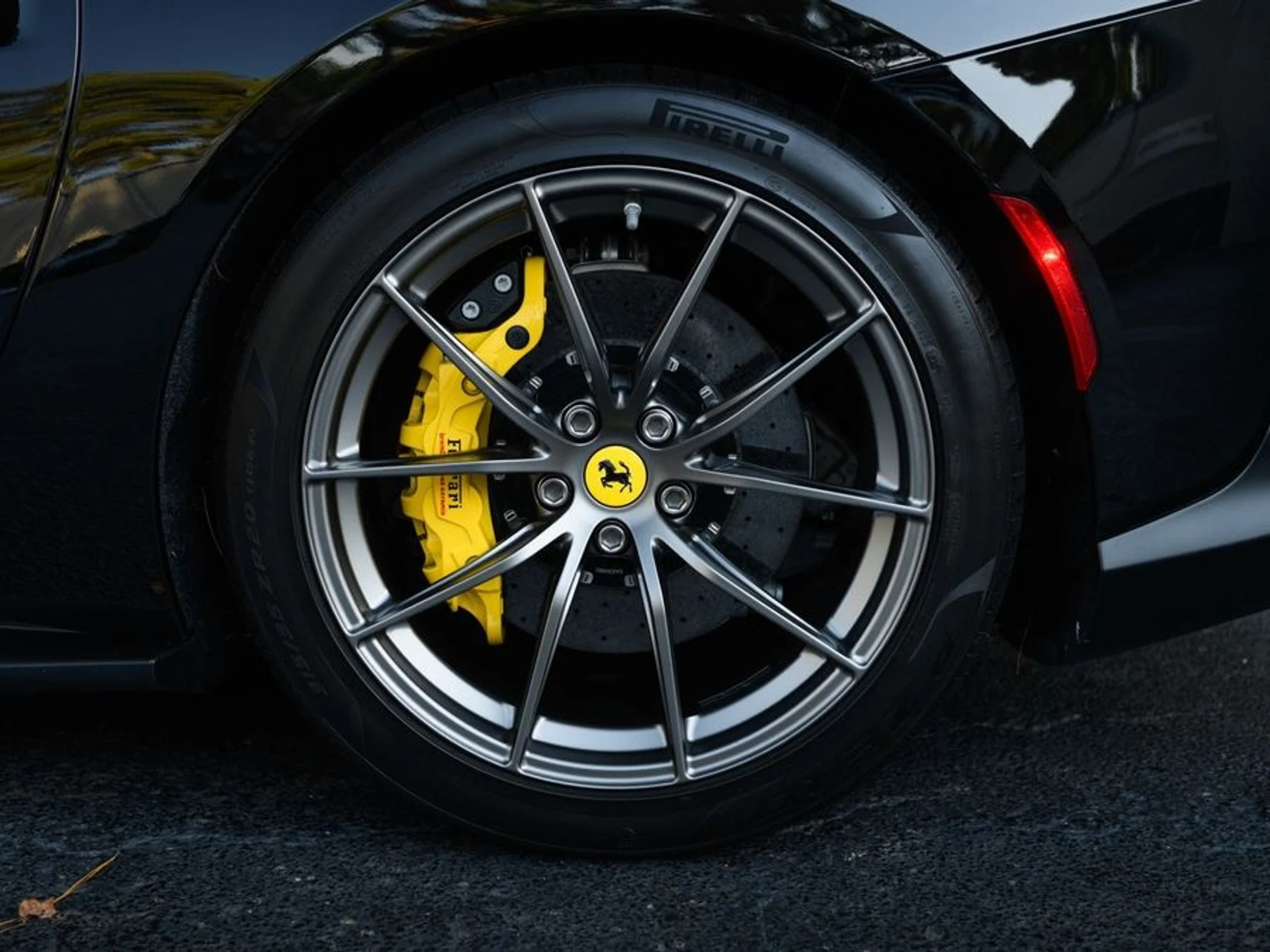 mph012_572266353_fd46ac48_838d_43c8_bc10_0b3545d23466_2e9973f052