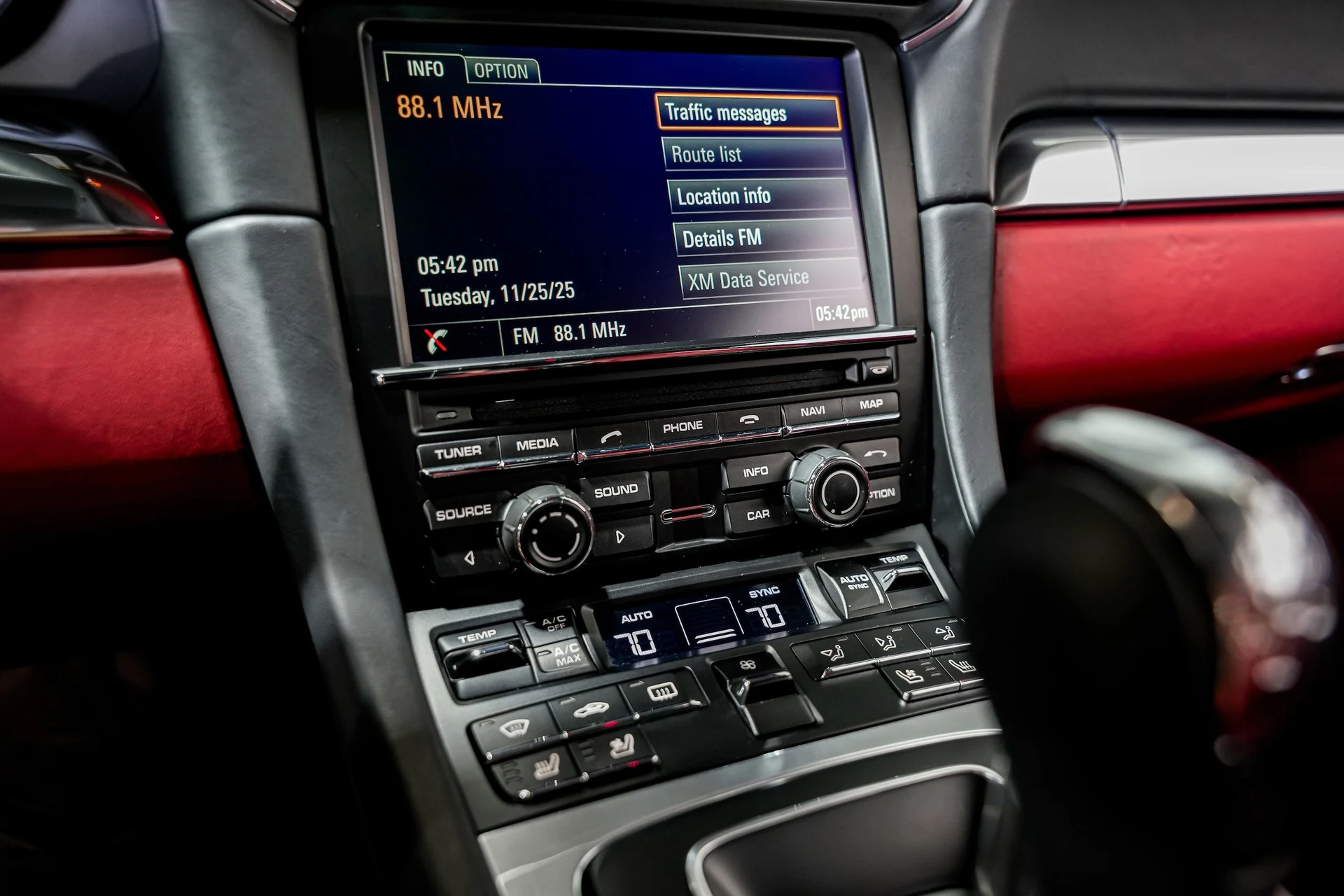 mph012_574967370_2b5a678ff013b4e49c1fc66c671d52f8x_faa25742e6