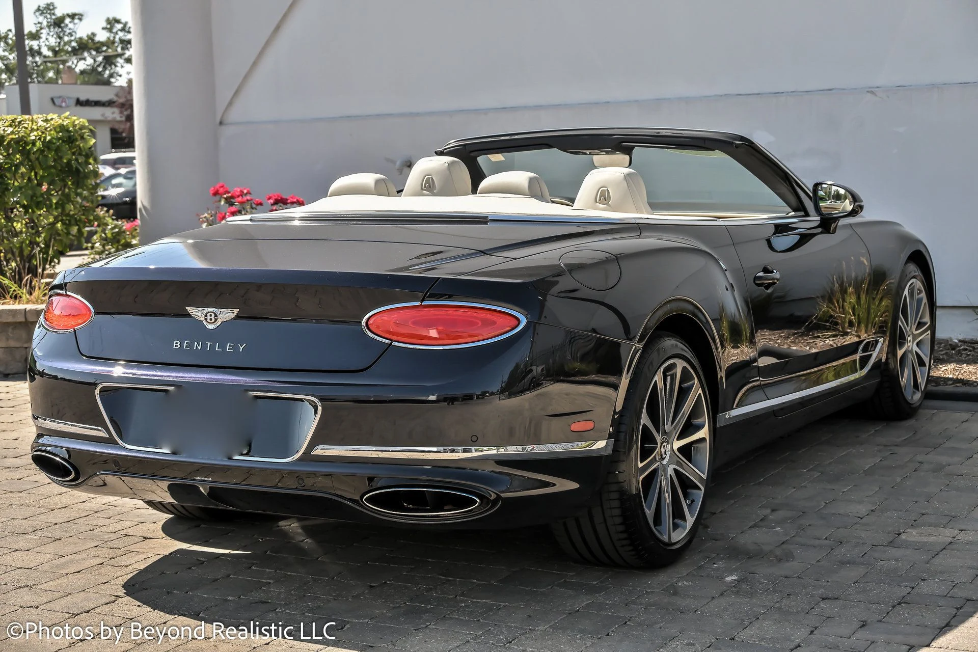 mph012_577600832_dd1088c4484712d983e0a2b213b37b49x_3de1d04bec