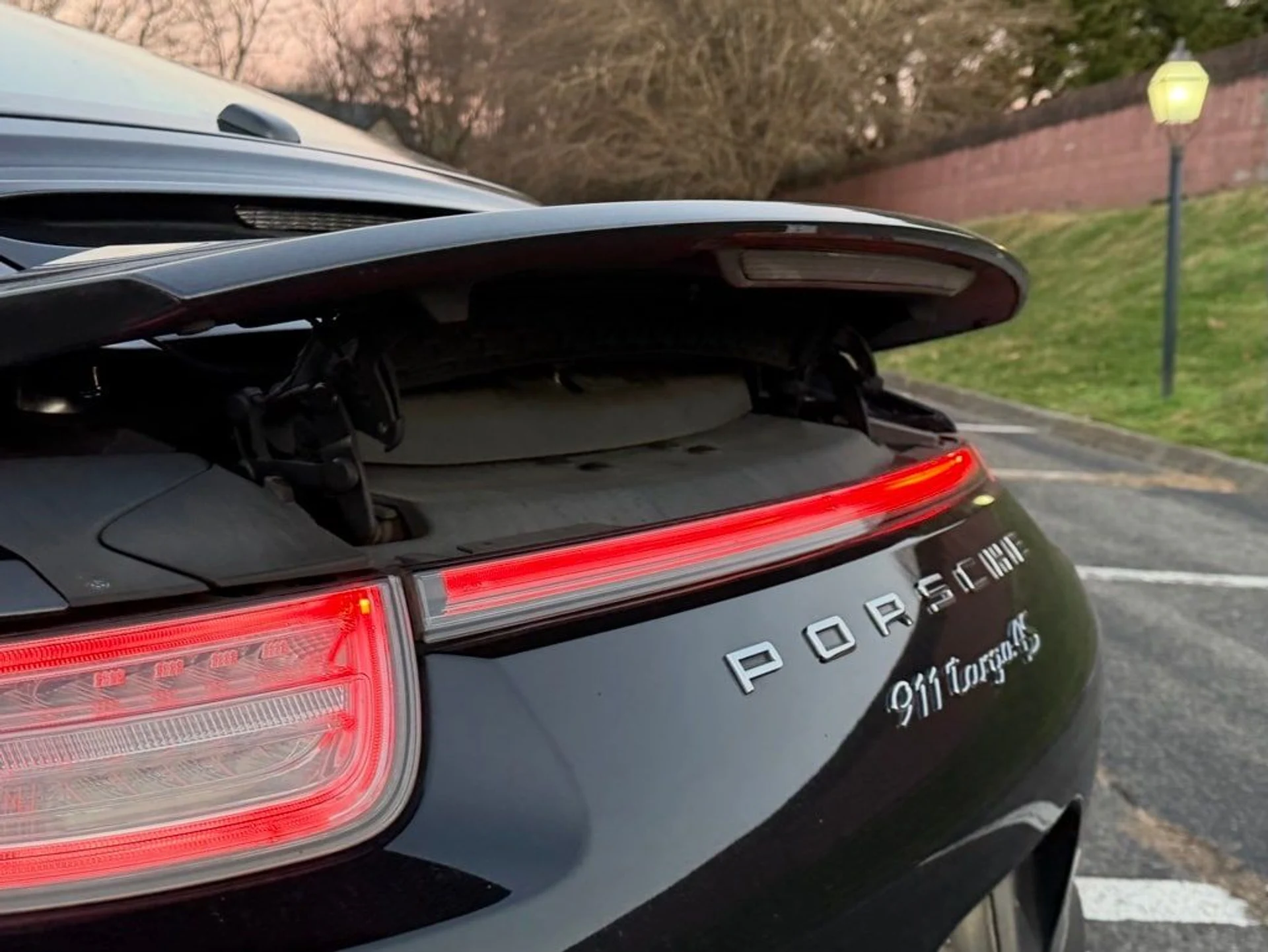 mph012_577876208_dc925ee5ca3f83aaed311671f9922eb1x_29f78c5f20