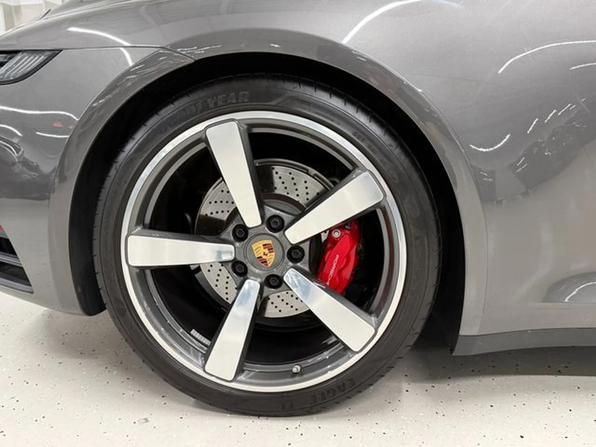 mph012_580930425_820830a340a5292e8bd848daad4603e0_43d00e139b