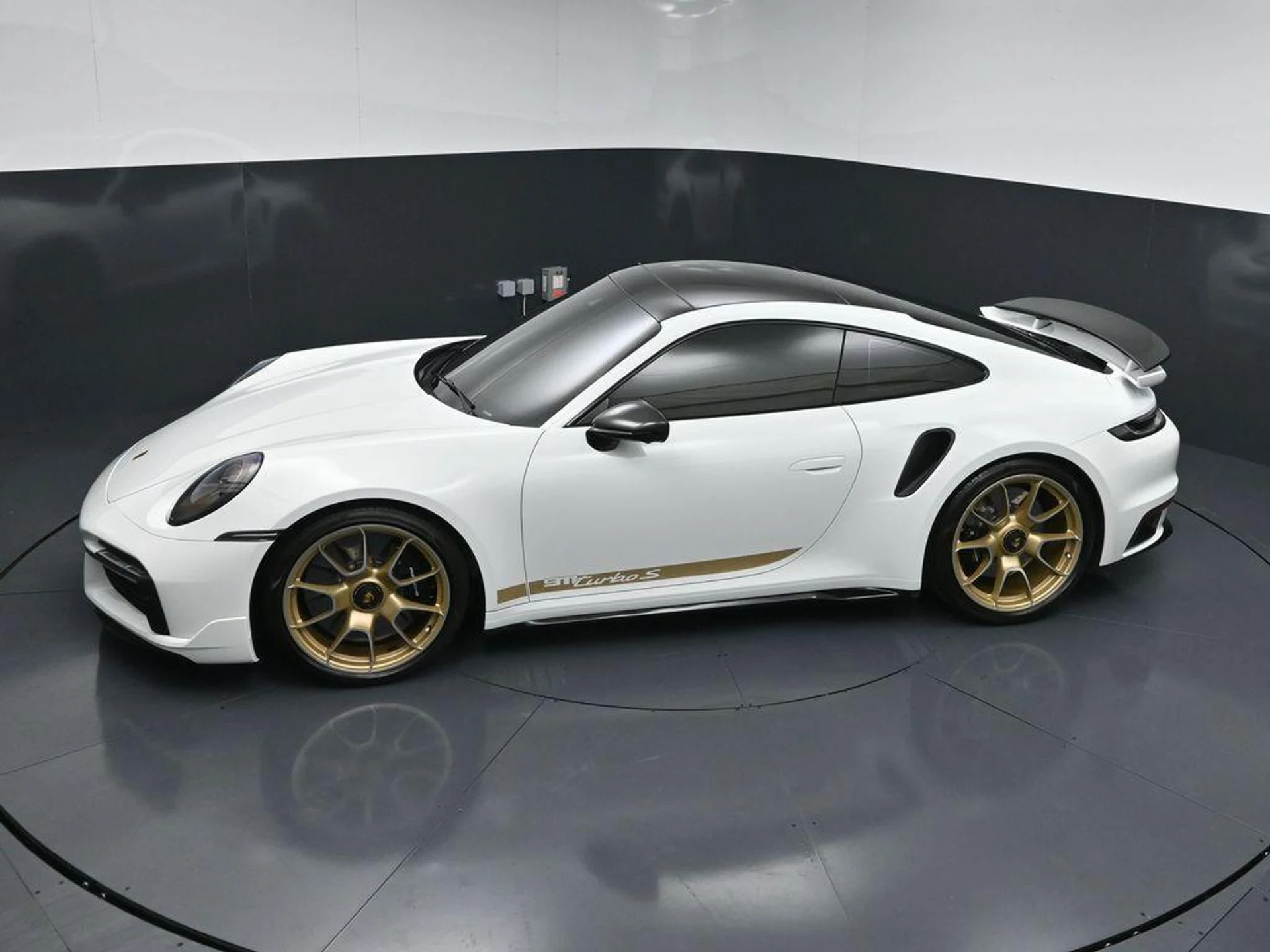 mph012_583189687_f2_J7e6_Xr_Xzjfnxv_Kq_Pkvc_Wmo7_Qs_2dcfe2e4ab