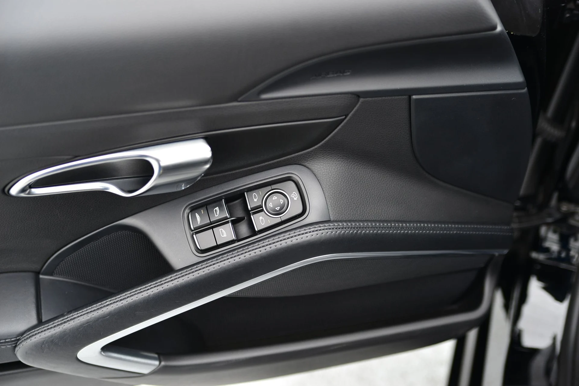 mph012_583947270_42f89e84630cfc49f3e8d94431e0a757x_7fcb9cd3b4