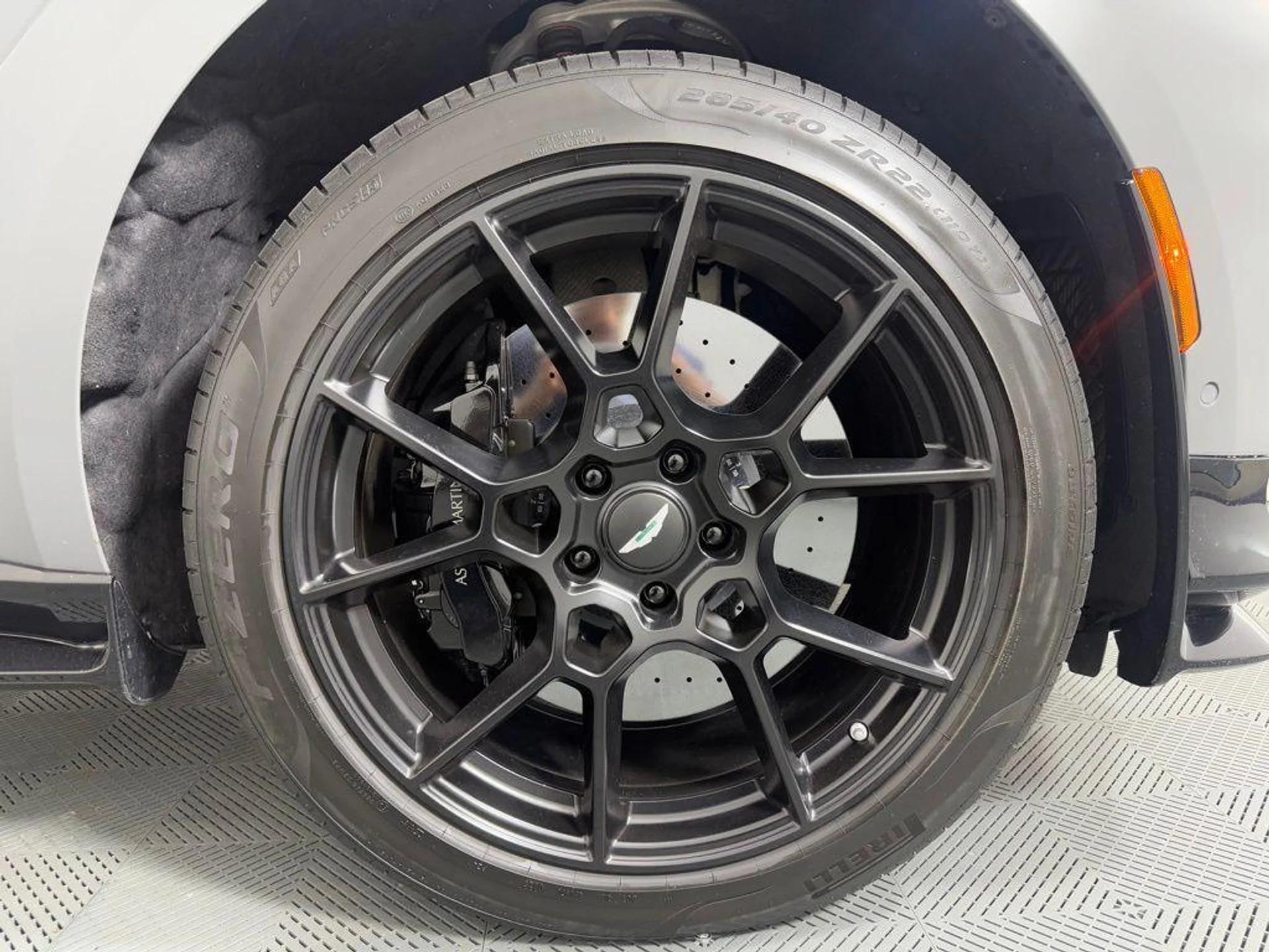 mph012_585577754_gte_Je_HCL_Vjd_8_BU_Yvn_CKP_Ey0o_Go_7cbbff496e