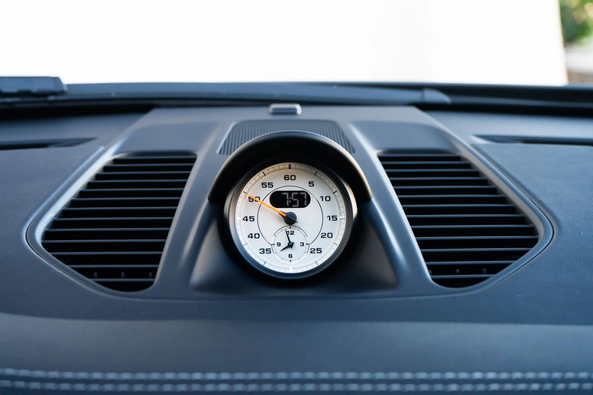 mph012_58821680_Used_2018_Porsche_911_GT_3_1755272509_98bef1882c