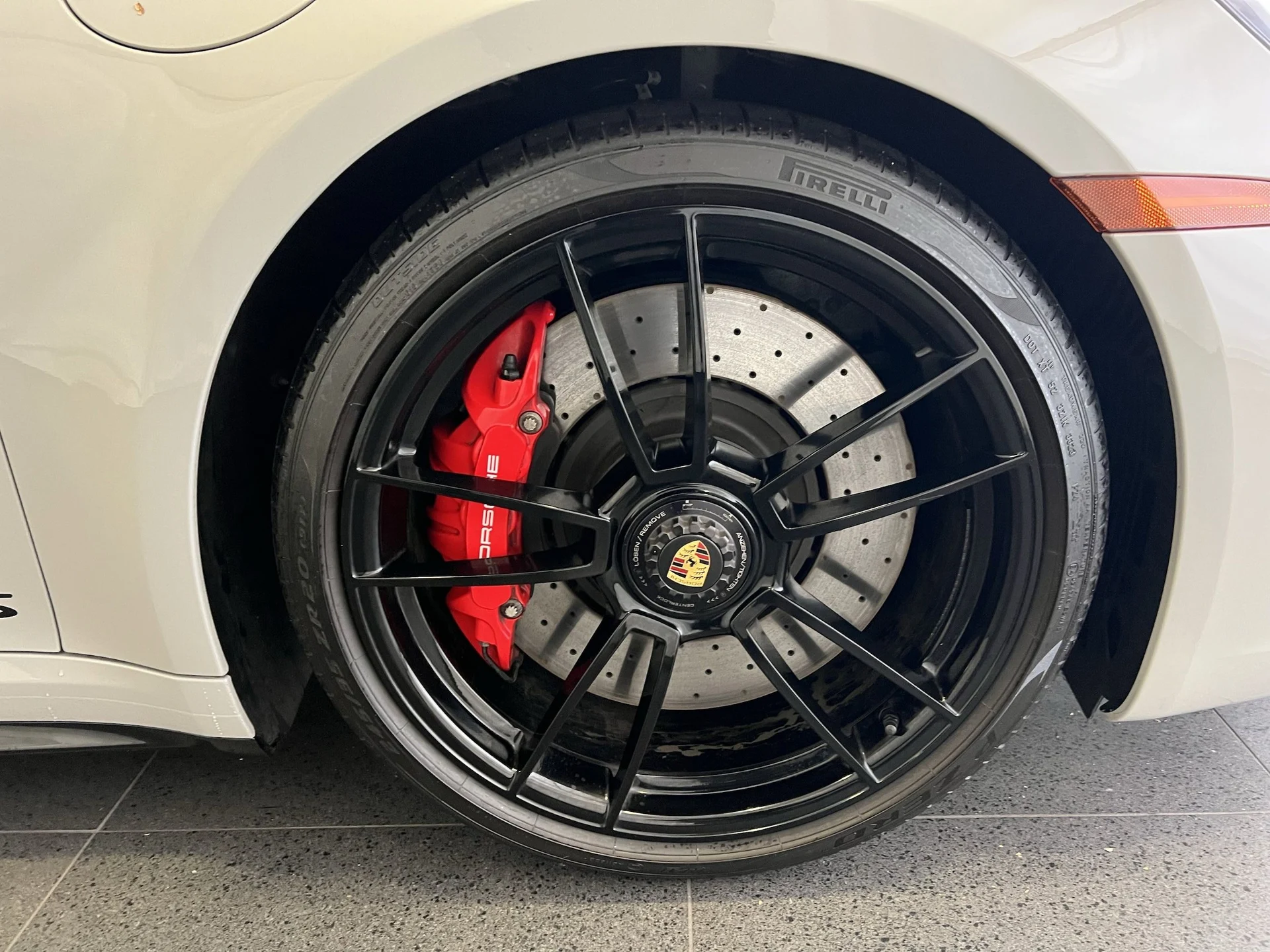 mph012_588800450_d3de778937fff251b16fbb175b95177fx_a61aa4eb09