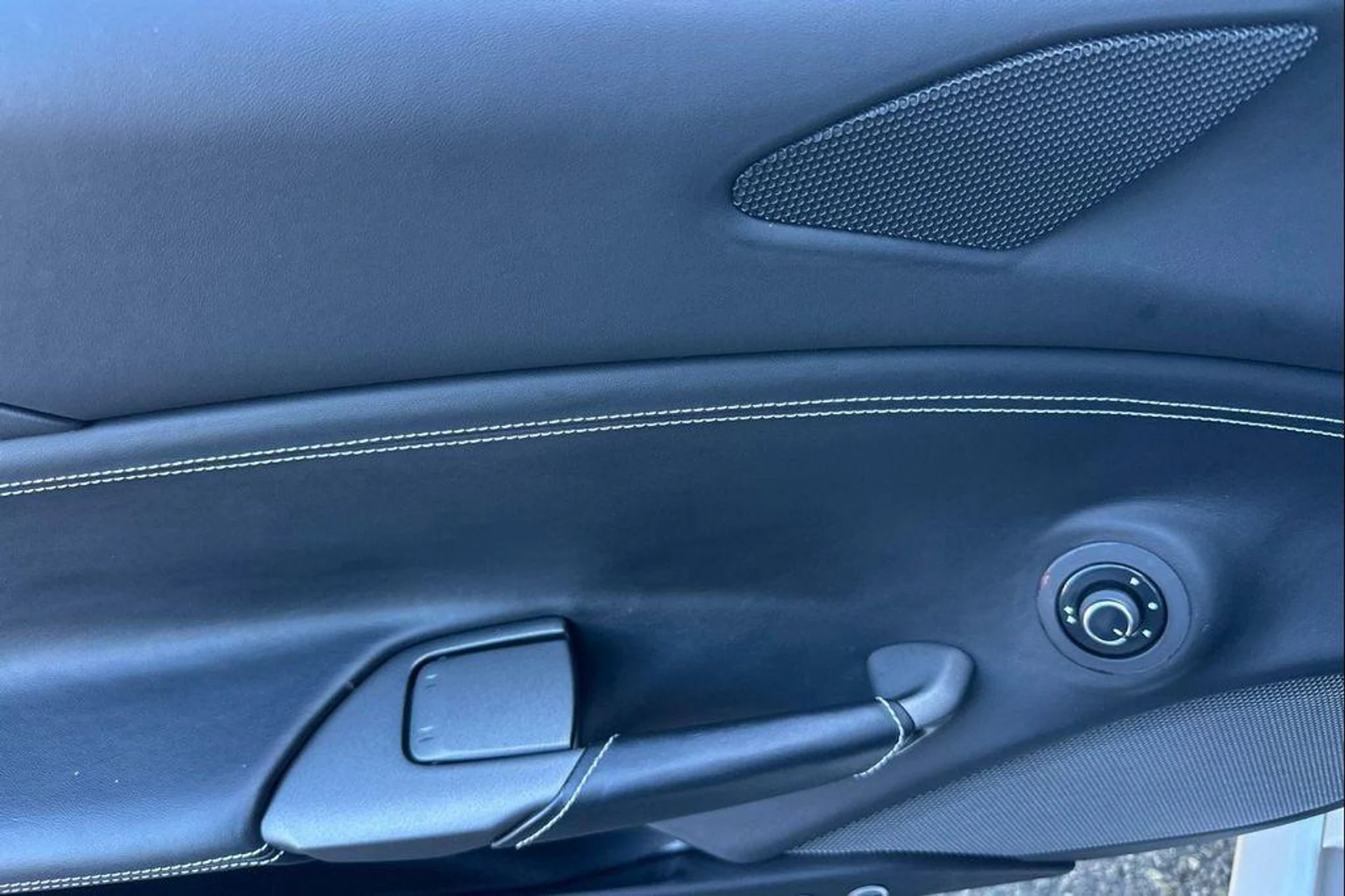 mph012_608954799_Haq0gx_Mv_ZW_3h6zunb_Xuca4_Zz_S_Ss_7df669fe2d