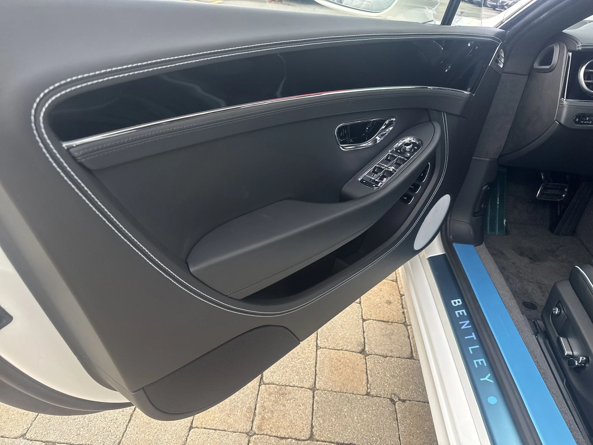 mph012_612974505_0b6473ddf2fee9bd0be13255a88c2cecx_8d036d871b