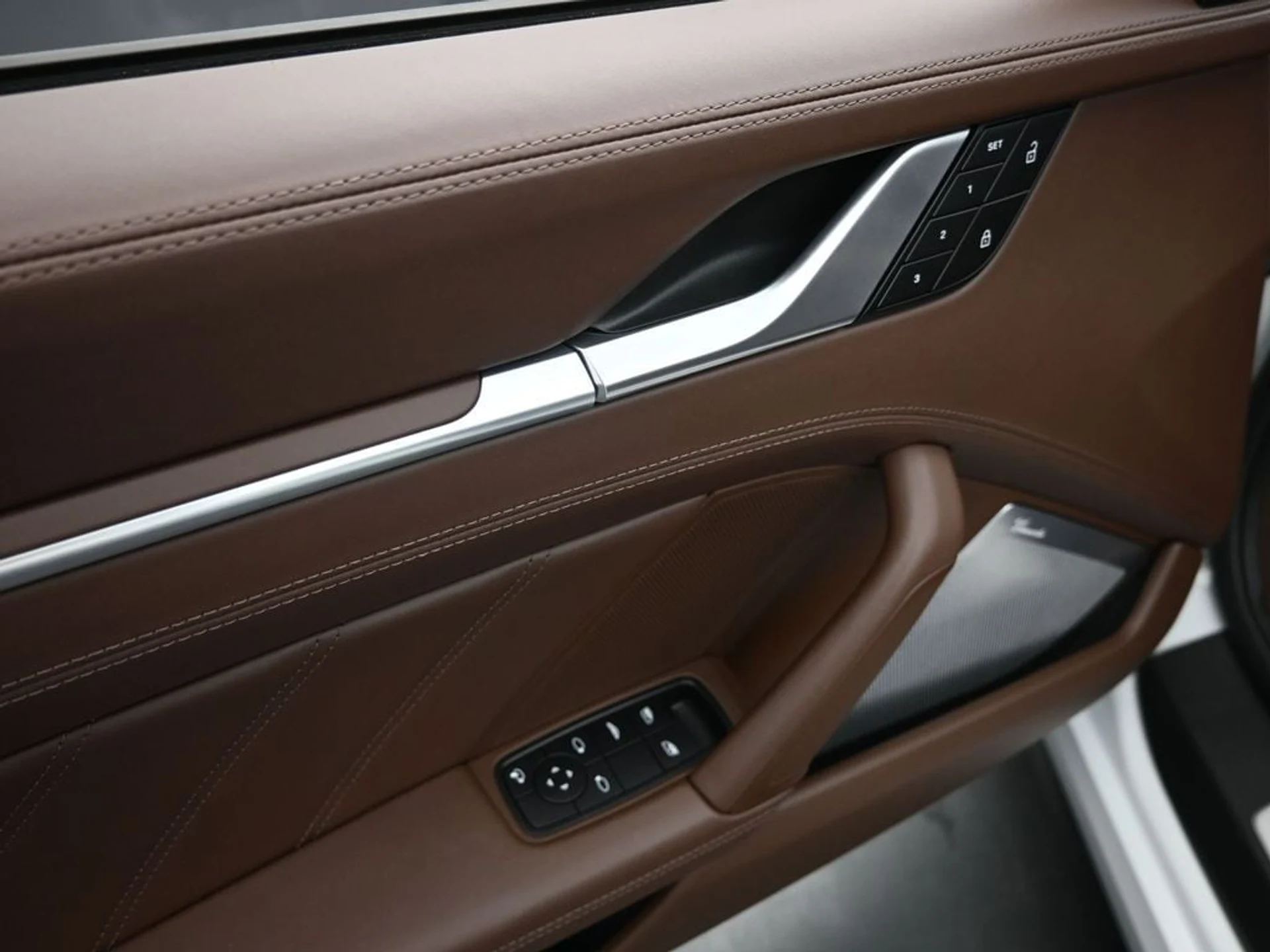 mph012_62104027_8de07d3a4c6231ab02688a36e0de5db0x_b66ddbcbb0