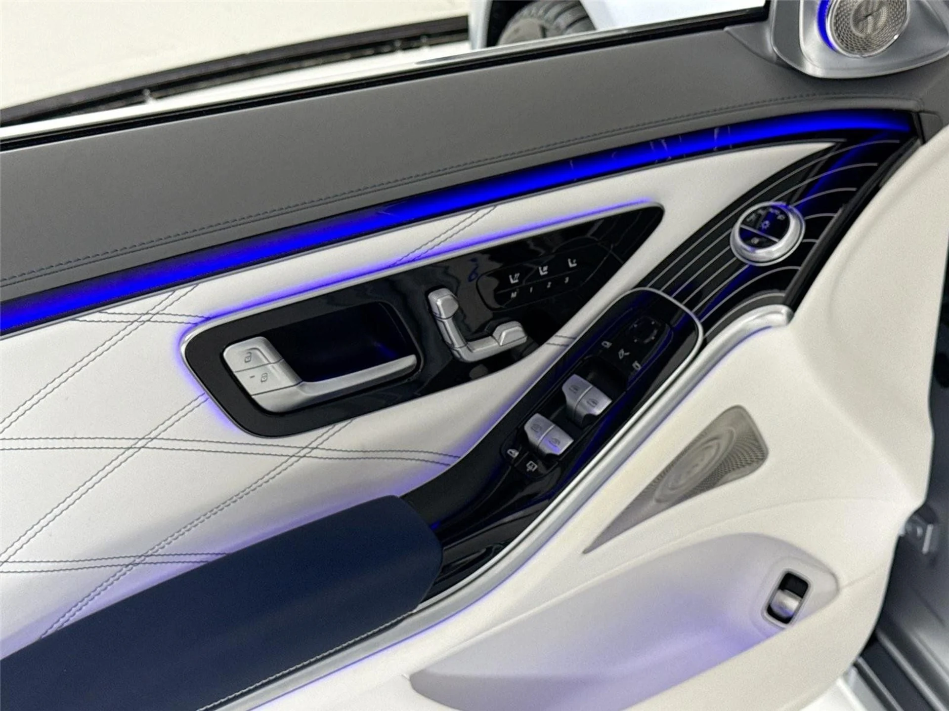 mph012_621520063_4f7acd4137efd6d13378d0348efb8743_314ef39d71