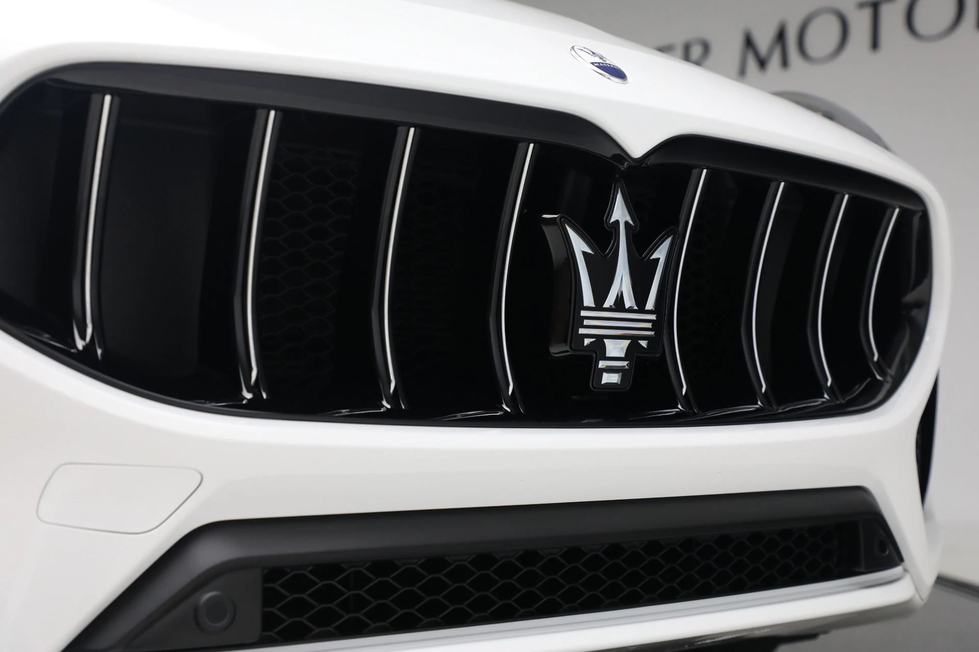 mph012_624598039_New_2025_Maserati_Grecale_eab5e180db