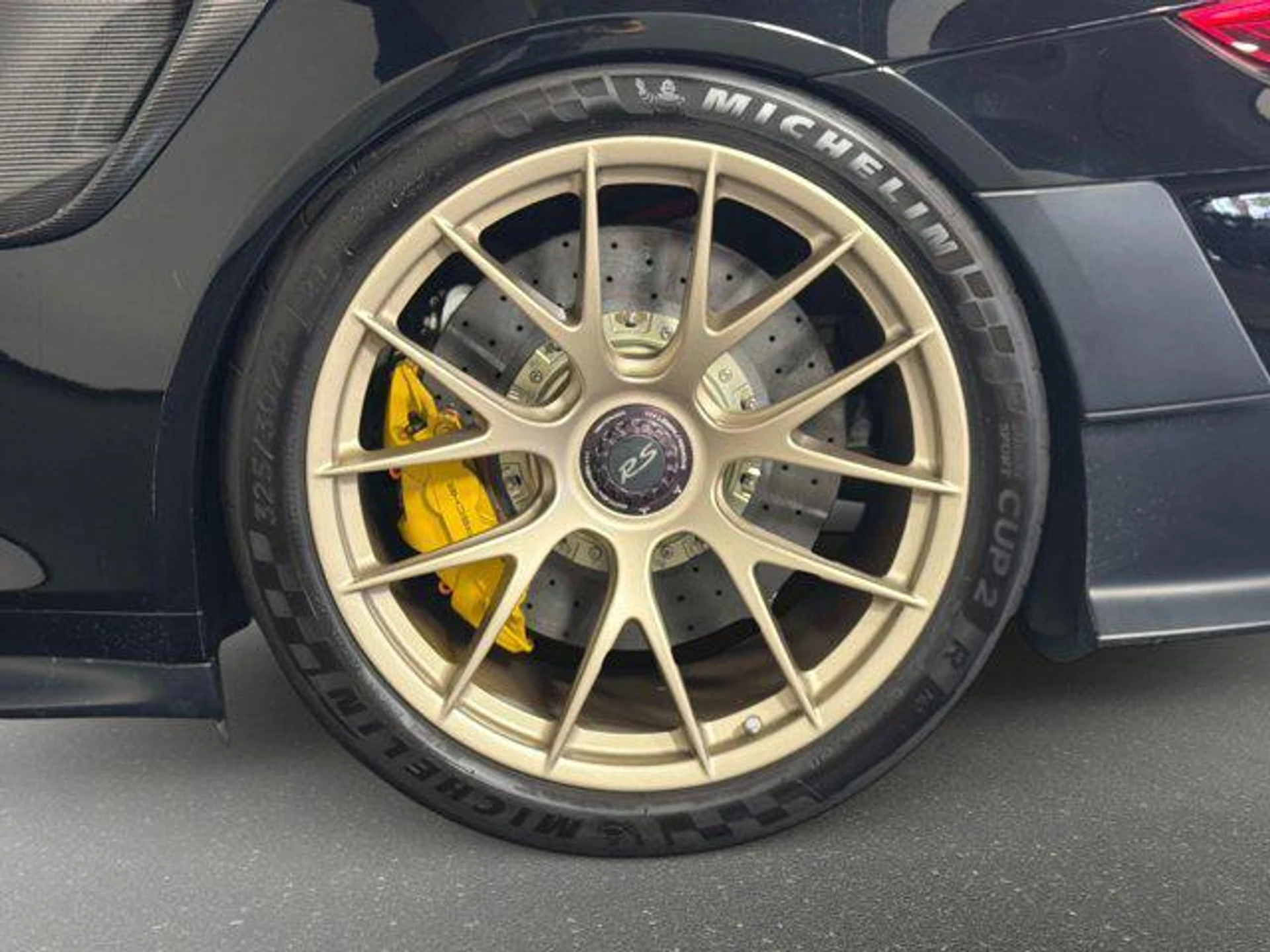 mph012_628628398_w_Z_Kzc1t3clu56_R9_R_Fmwad_Egs5_A_97e84cb910