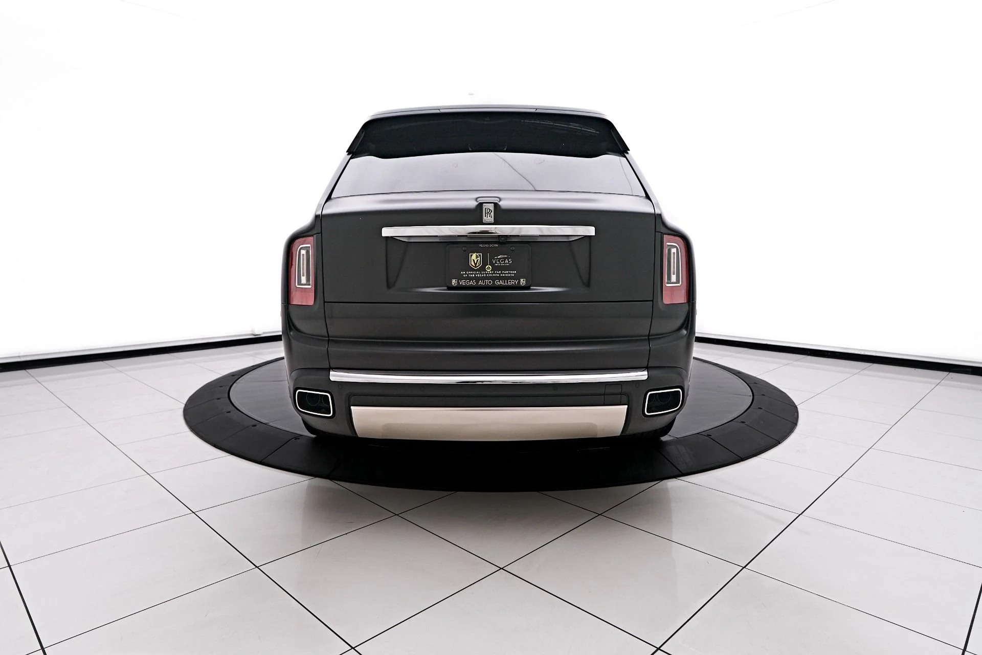 mph012_630639855_Used_2023_Rolls_Royce_Cullinan_Base_1754606865_51811ef374