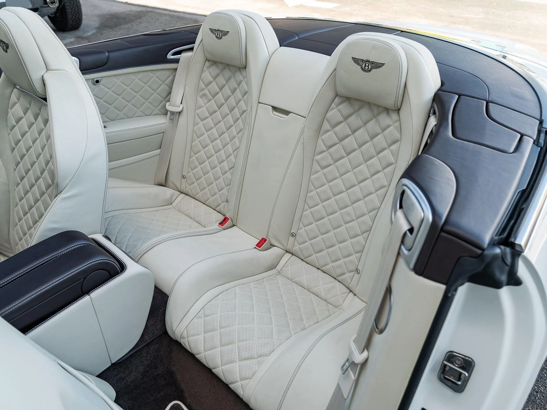 mph012_631147507_Used_2018_Bentley_Continental_GT_1767952841_12d406a493