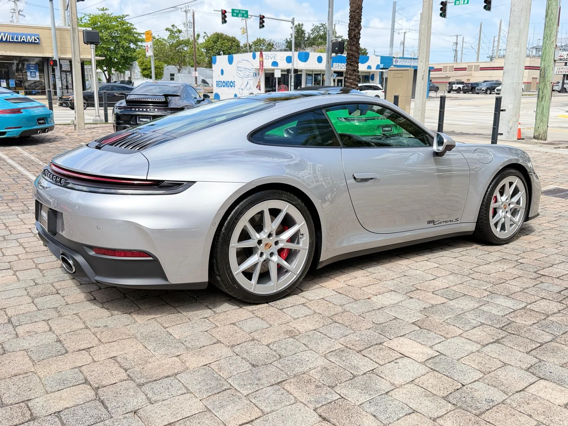 mph012_639125021_Whats_App_Image_2026_04_03_at_3_20_24_PM_38_5be795a596