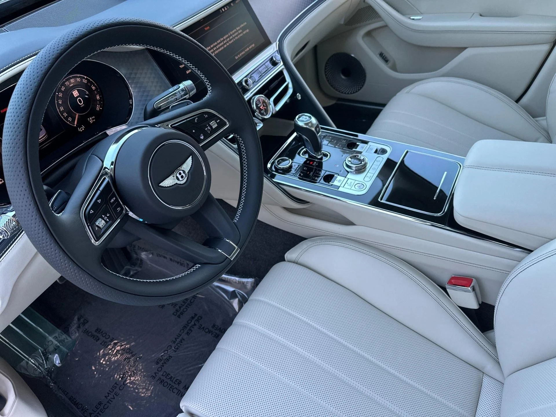 mph012_644194733_New_2026_Bentley_Flying_Spur_1763565051_24b88caba1