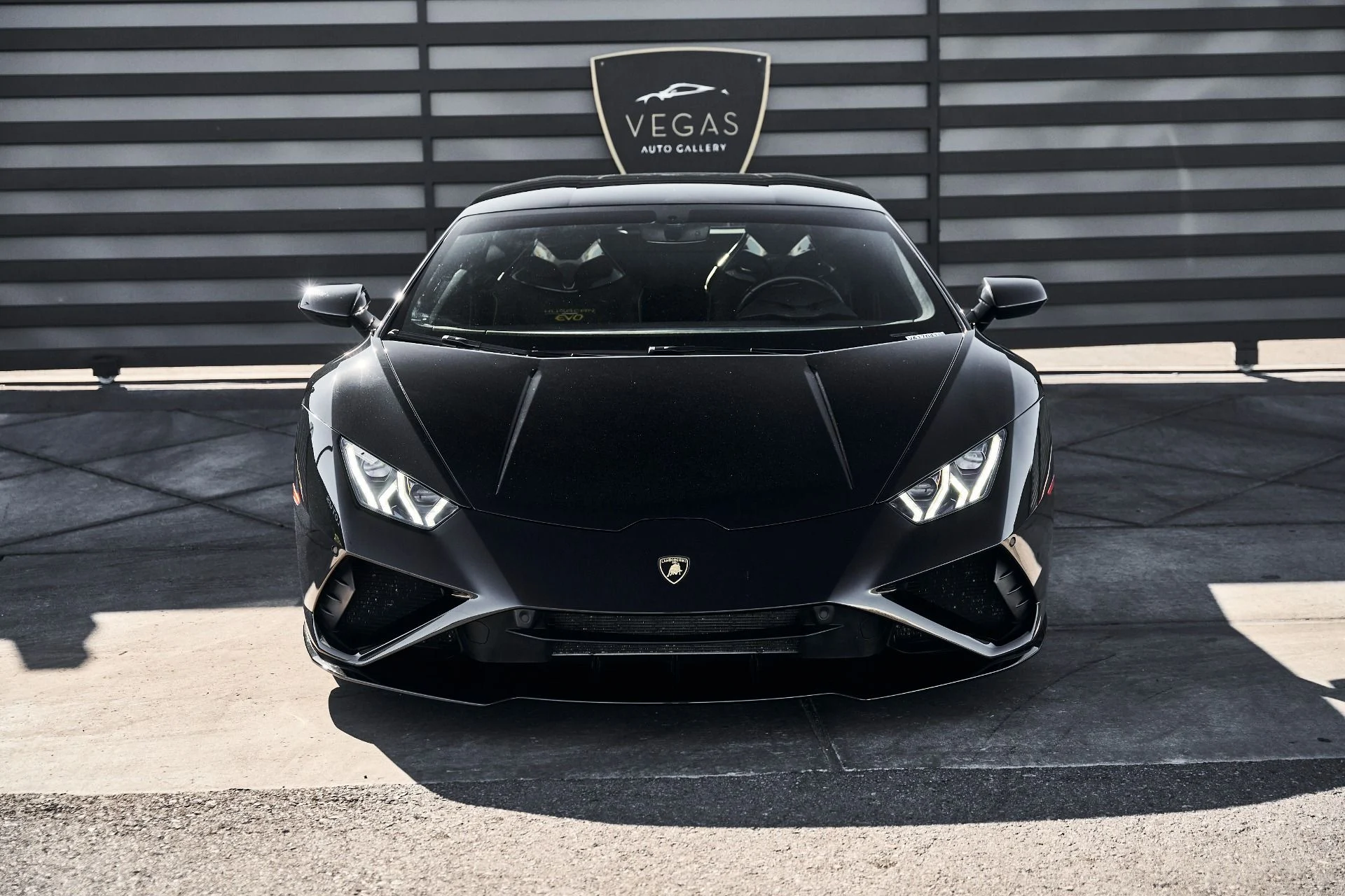 mph012_644230121_Used_2021_Lamborghini_Huracan_EVO_Base_1774404944_223c8625a7