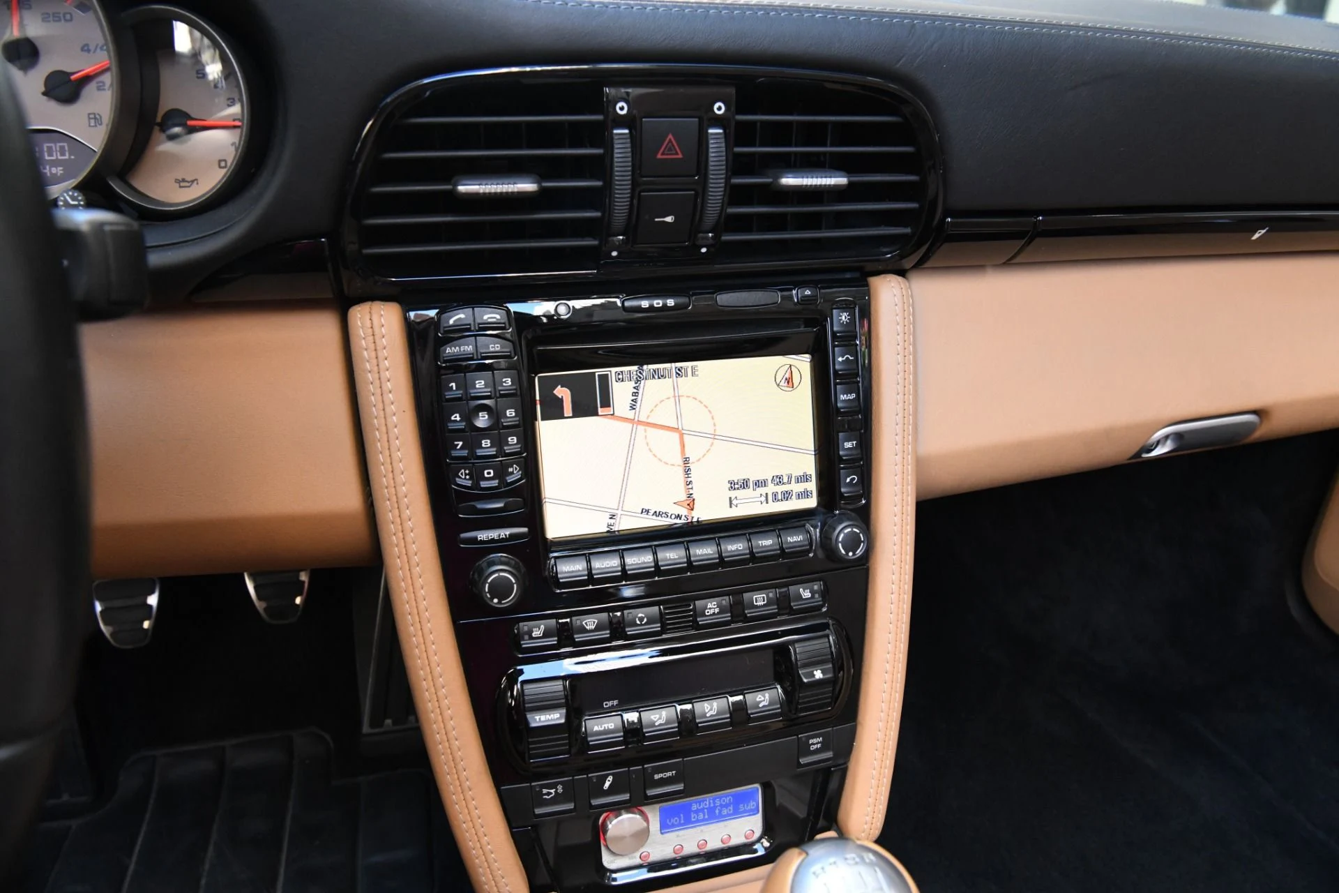 mph012_647578471_9571_p14_l_c1f2466e42