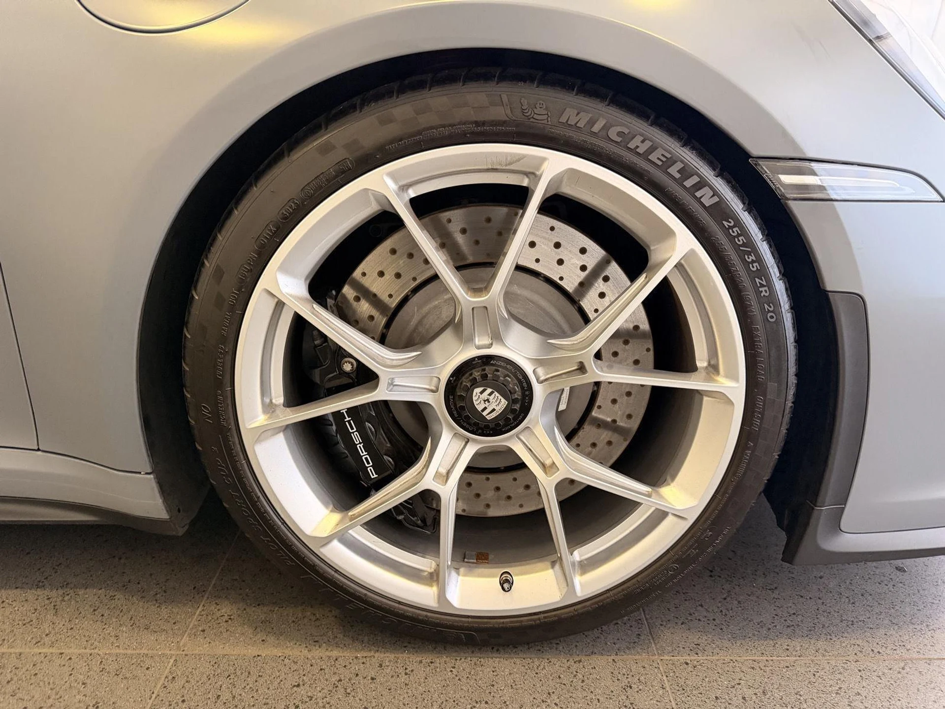 mph012_649780168_f20f44c506365c0a95ba6f4630b0b1d1x_c7f8030a70