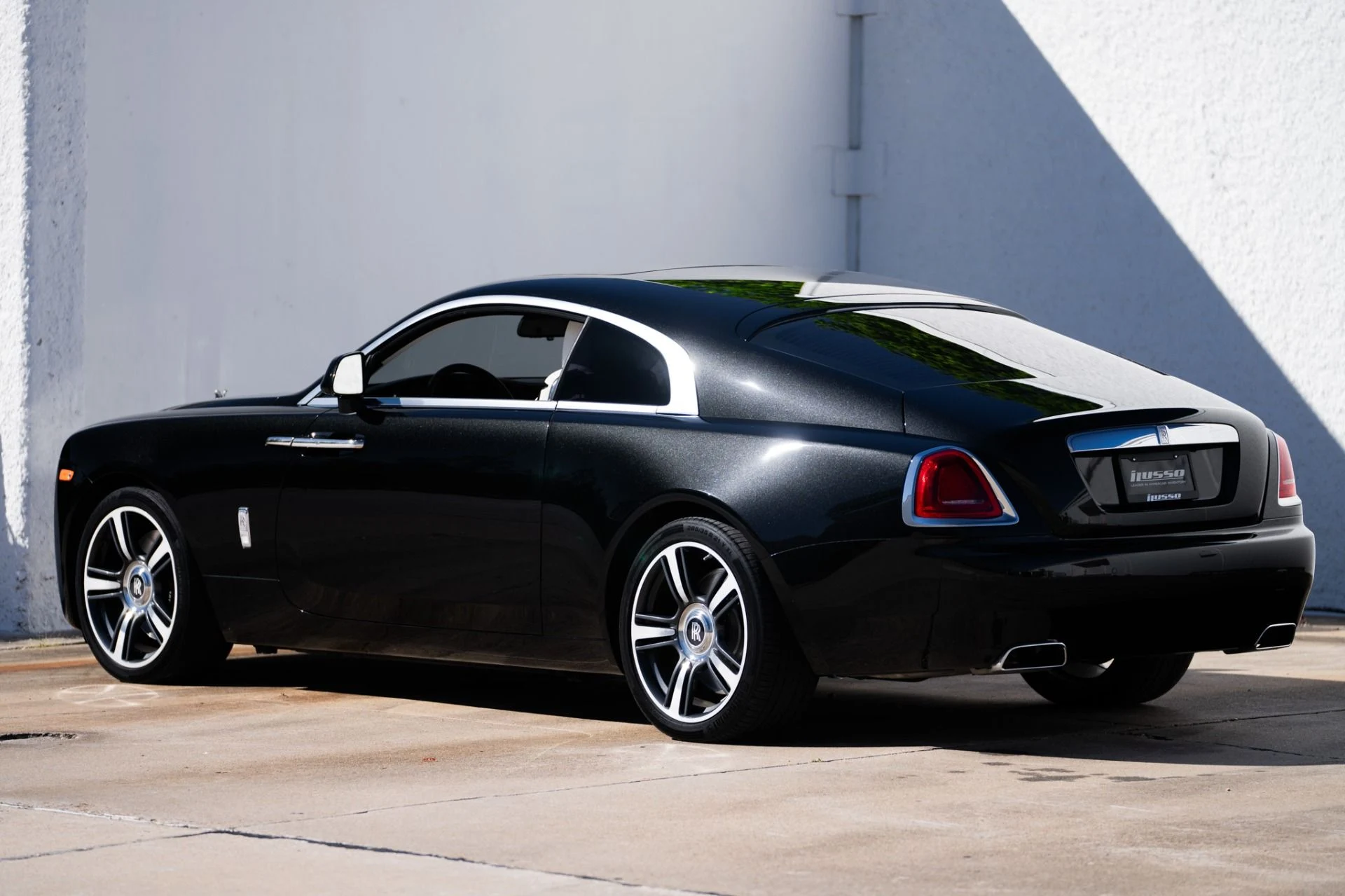 mph012_651065410_Used_2014_Rolls_Royce_Wraith_1761760080_283286825d