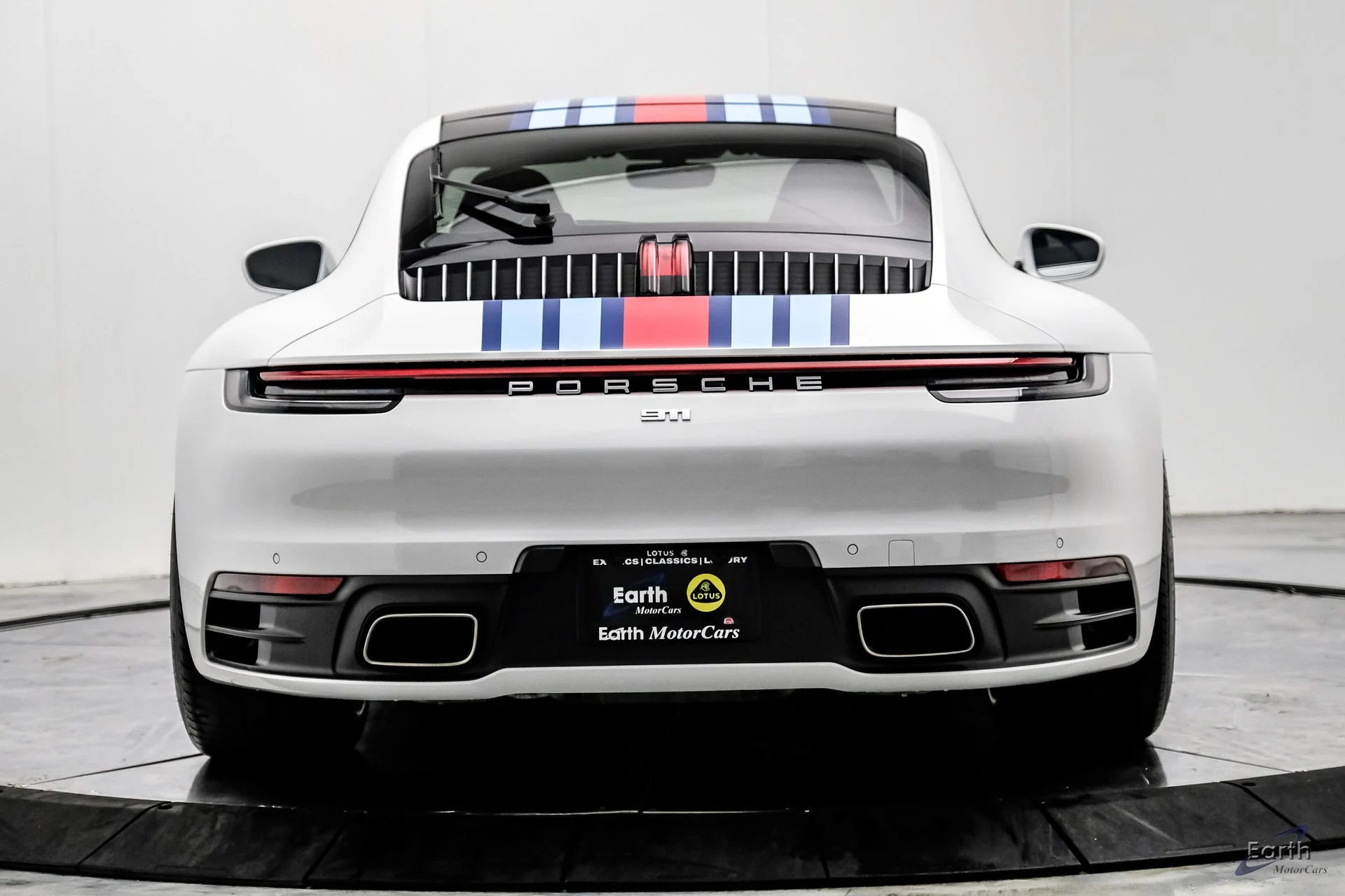 mph012_651249943_01c2ca8385bbf6d16bb76114ac491b01x_5c828d1822