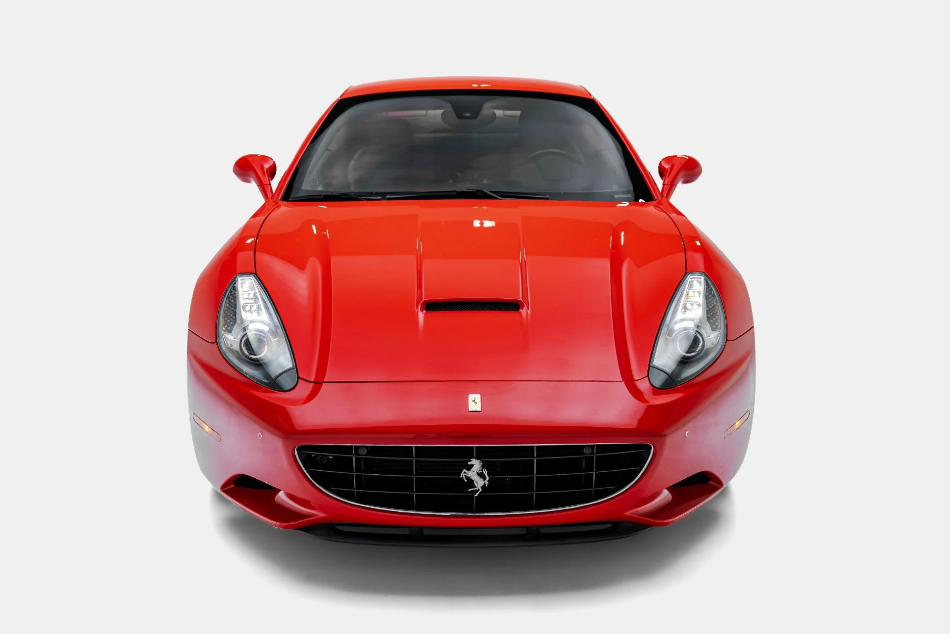 mph012_652062951_Used_2011_Ferrari_California_1793140830_1ee38bf28d