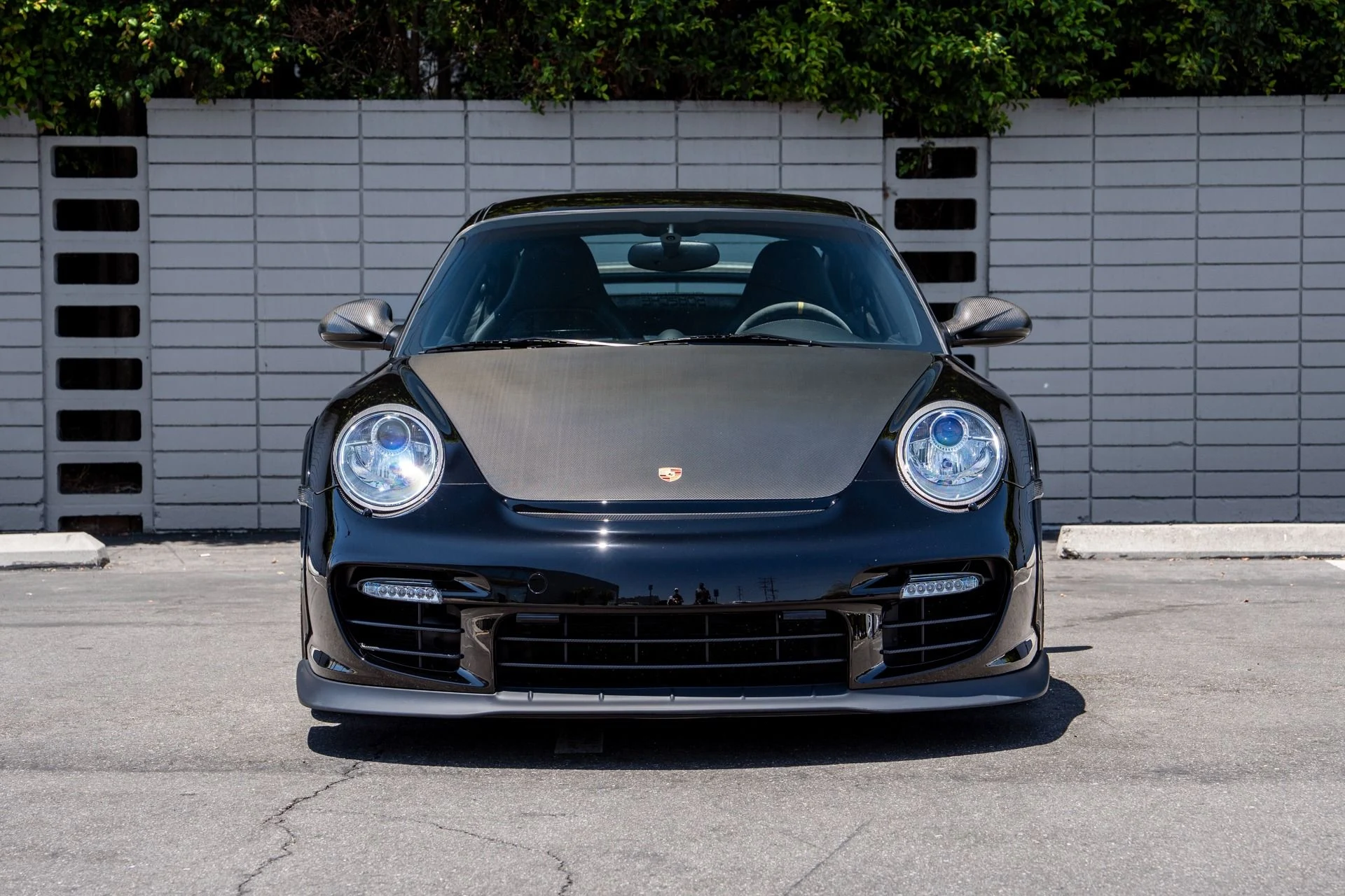 mph012_652090060_Used_2011_Porsche_911_GT_2_RS_1752601692_ff172d566d