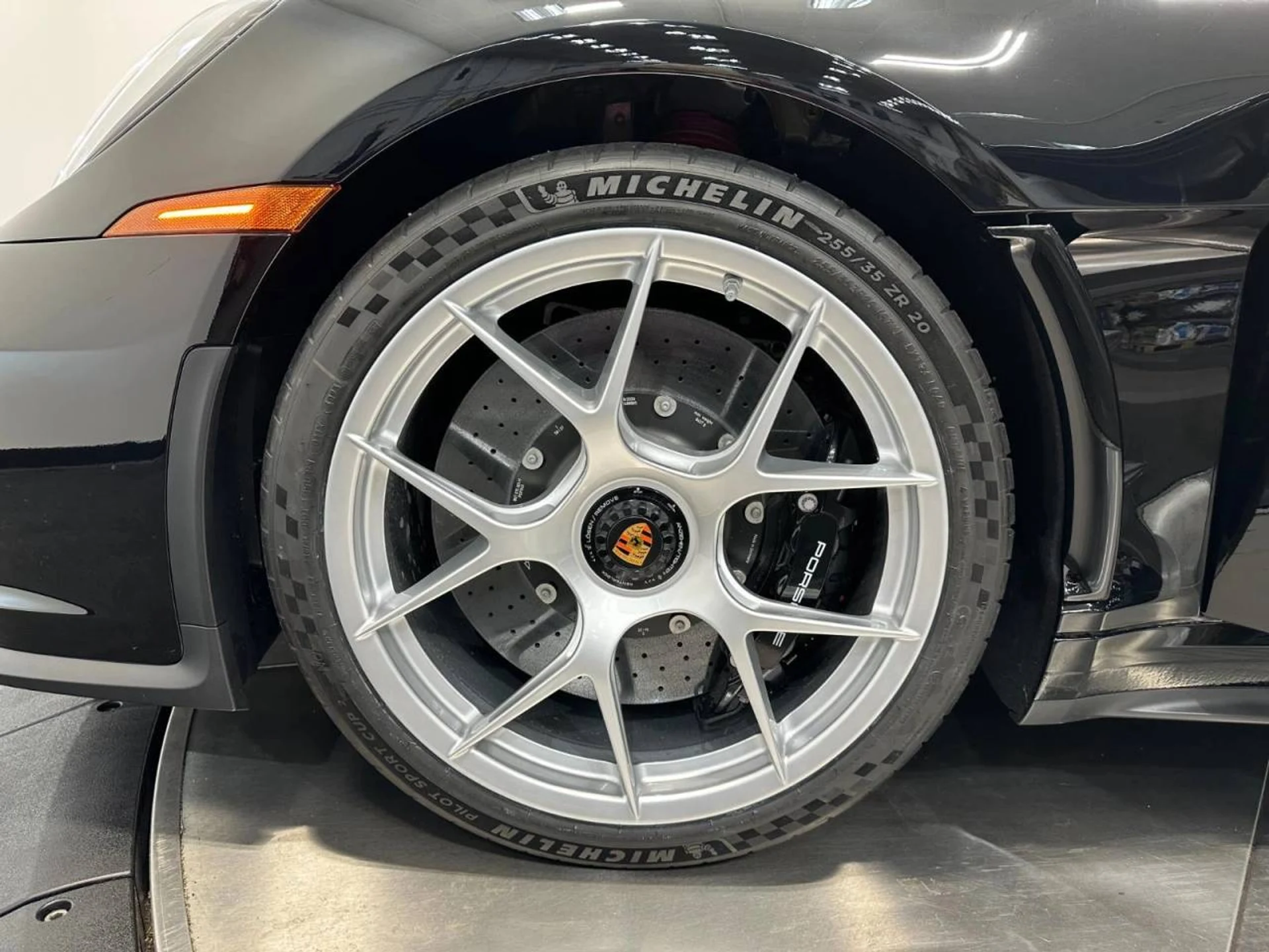 mph012_657249371_1280_f4de53f9f9