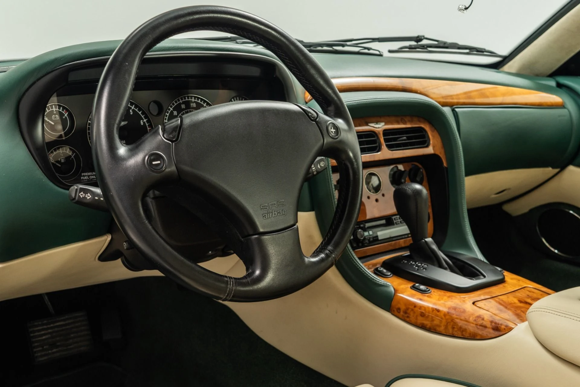 mph012_658260098_Used_2001_Aston_Martin_DB_7_V12_Vantage_1760468249_6adfe4de03
