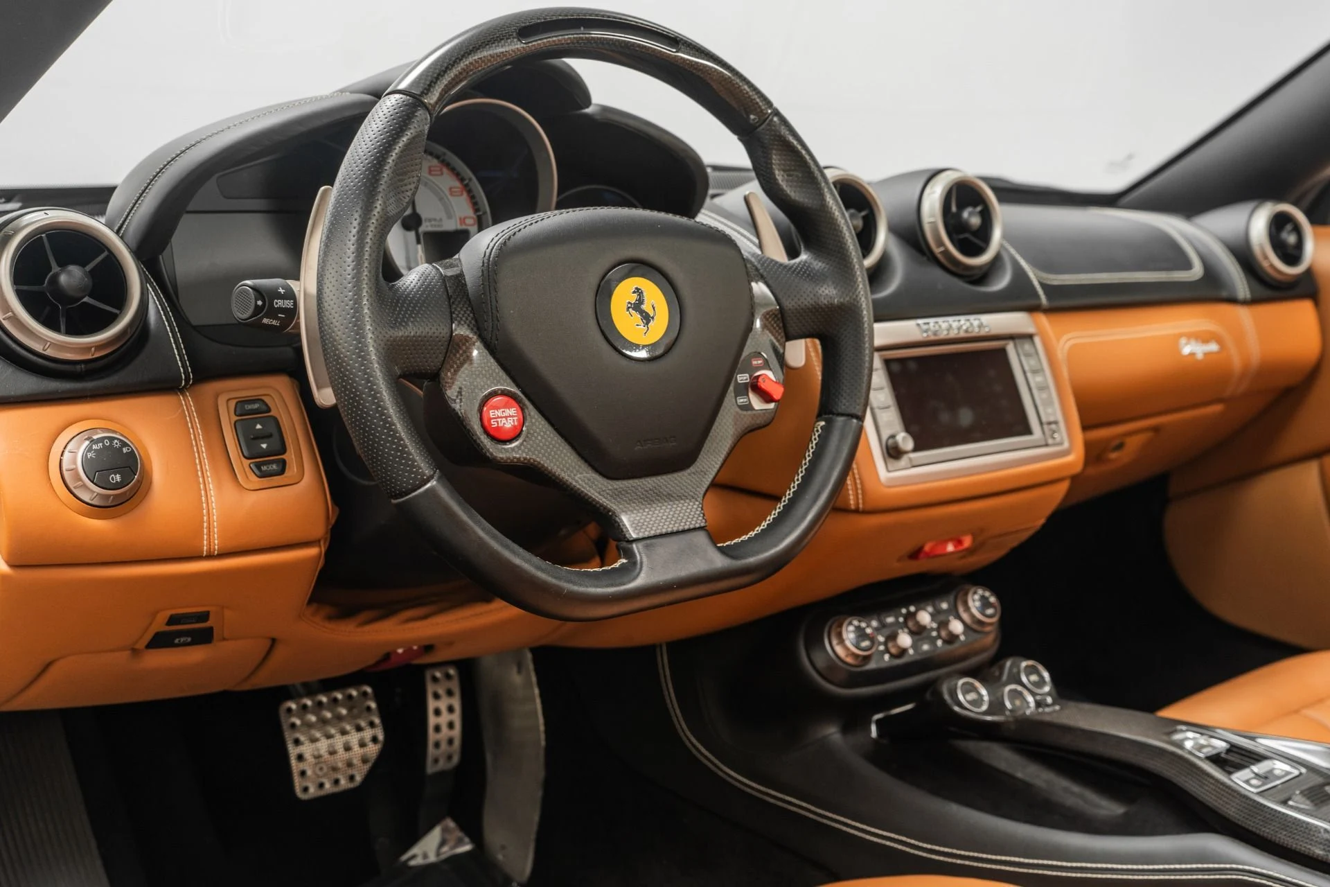mph012_663865062_Used_2014_Ferrari_California_1756832165_3cf965d9b9