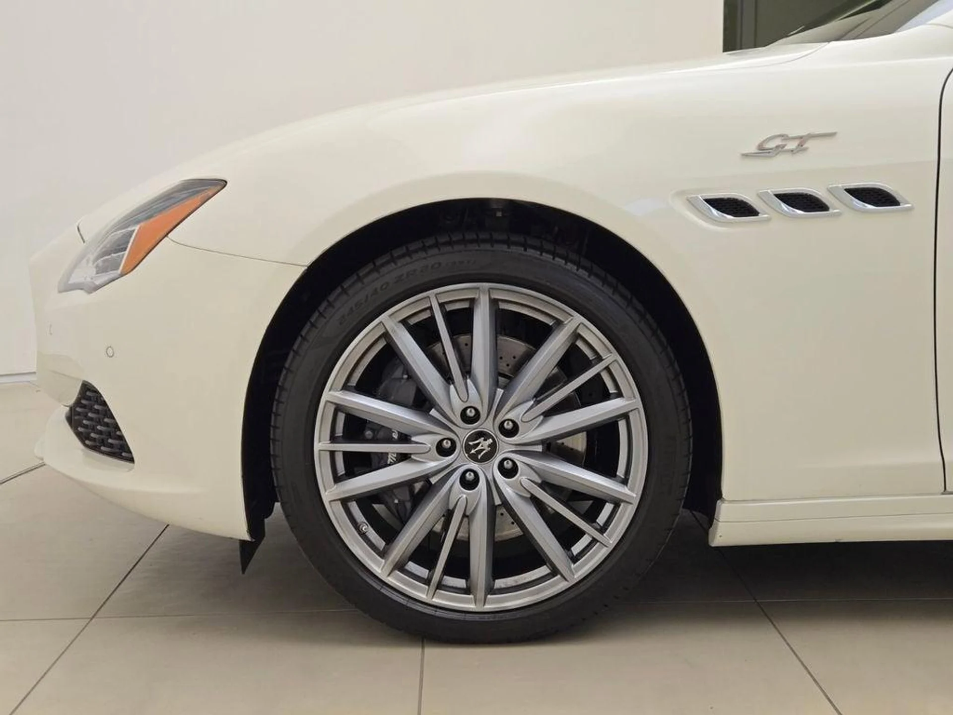 mph012_663990561_Used_2023_Maserati_Quattroporte_GT_1776933868_c8653b5e7d