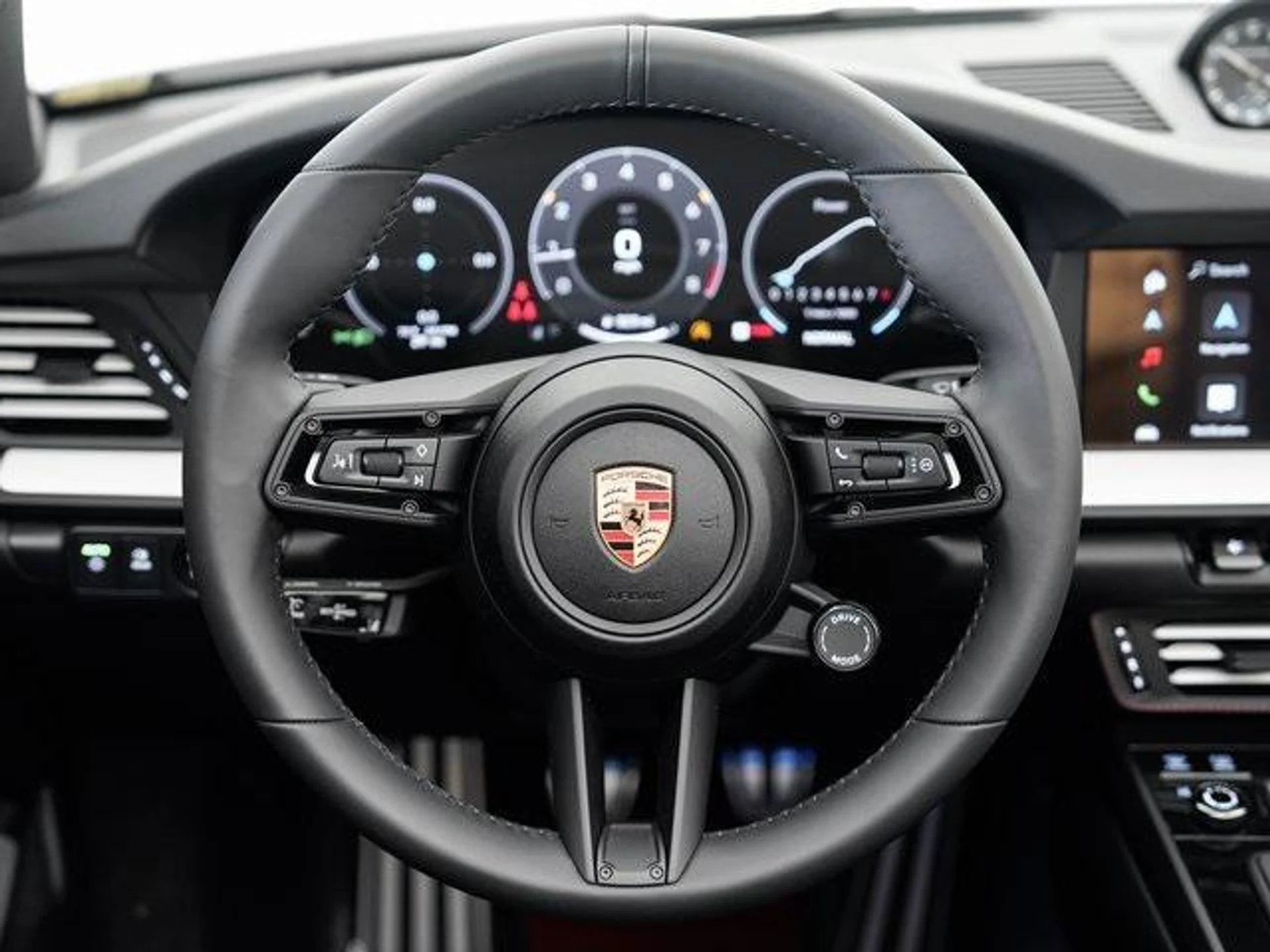 mph012_666514856_Kk_O_Qn8ic0mz_T1_G_Cwl9_F3qqn_Rw_33492d1827