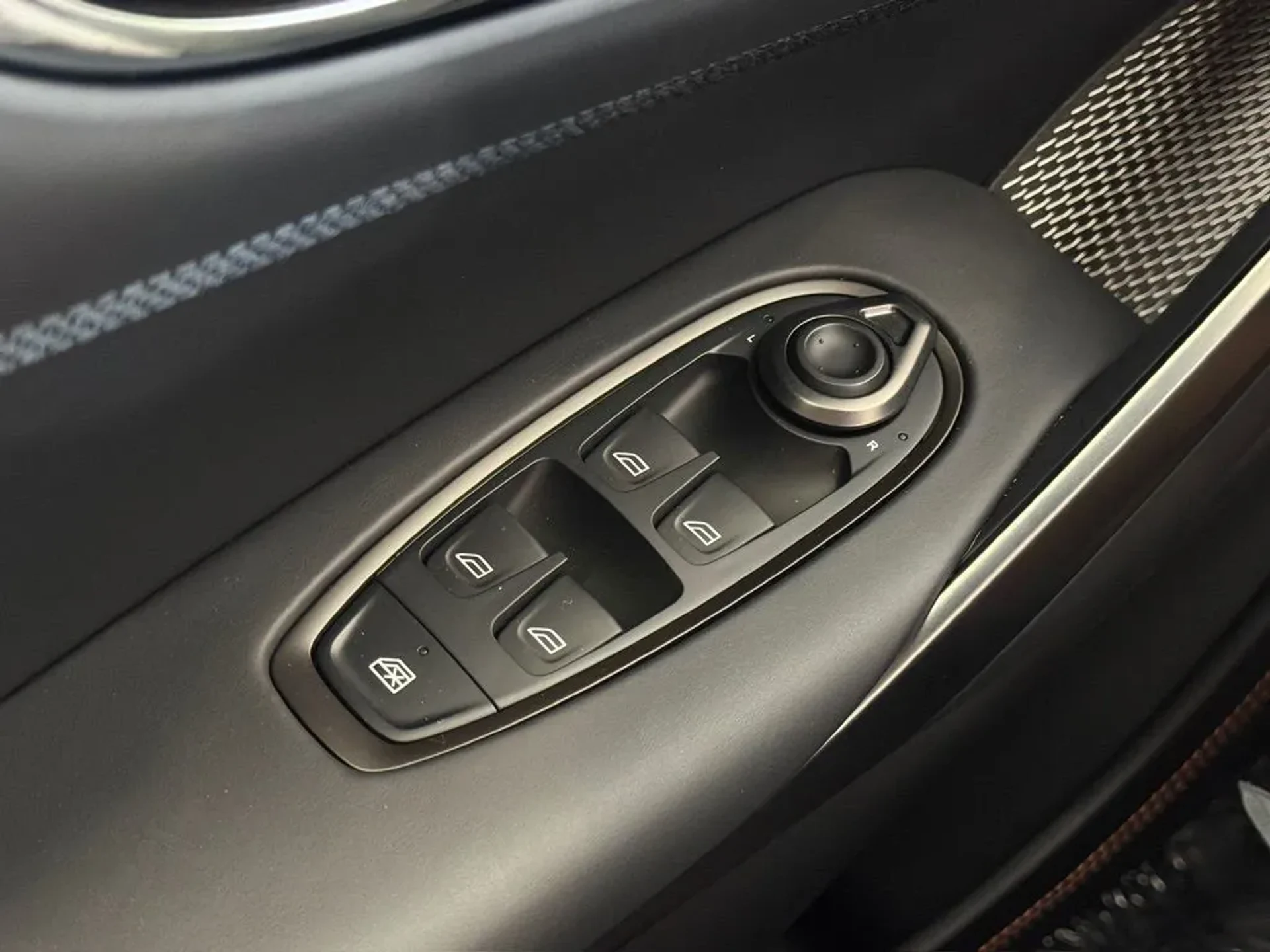 mph012_668221549_48yz6jvltjccbicq8d1yh4hrcg0g_3415aca8c8