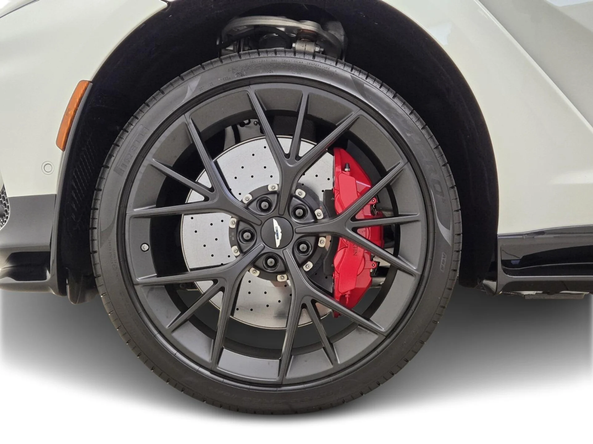 mph012_668549885_Used_2025_Aston_Martin_DBX_707_1762583624_d69caa0ccd